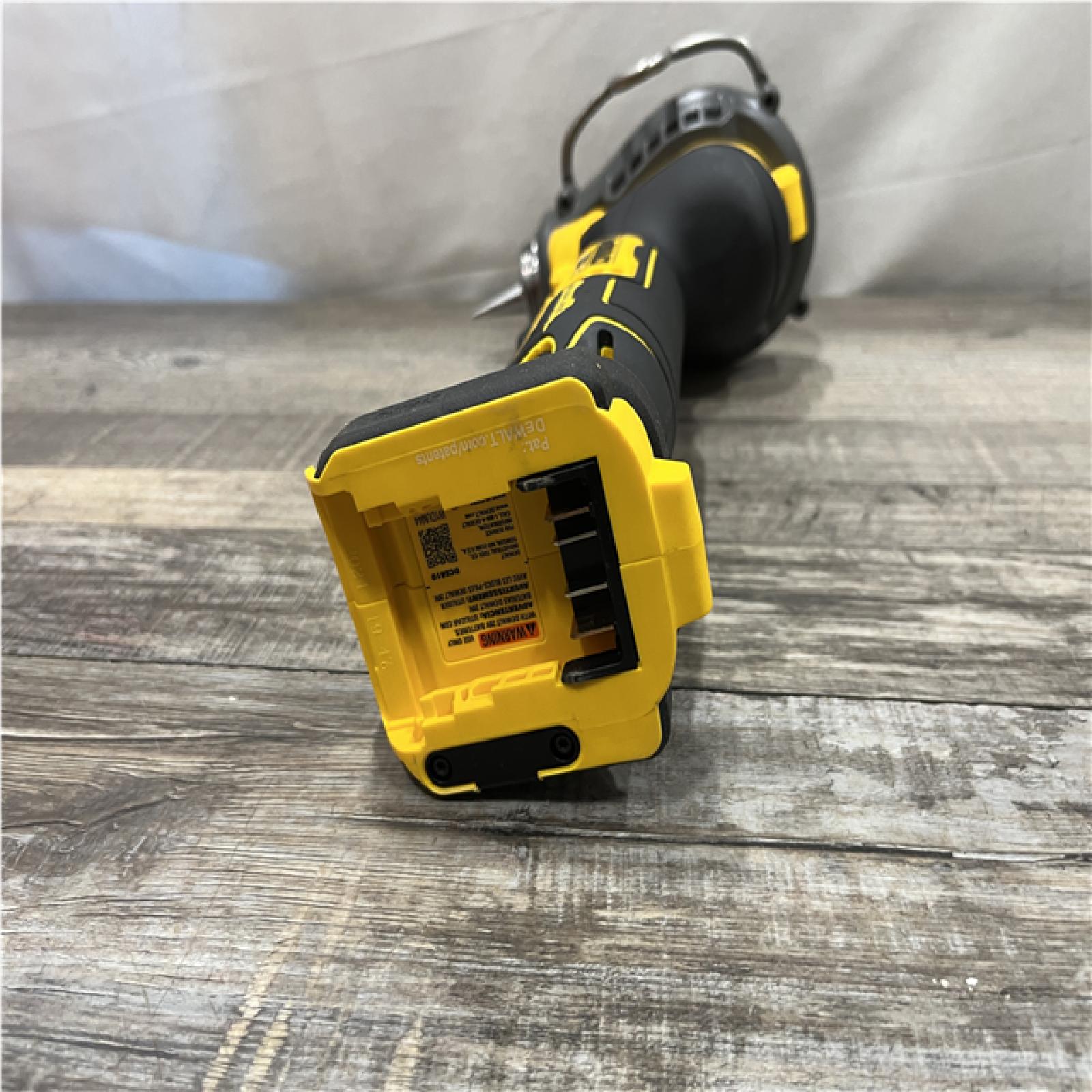 AS-IS DEWALT 20-Volt MAX 1-1/2 in. PEX Expander (Tool-Only)
