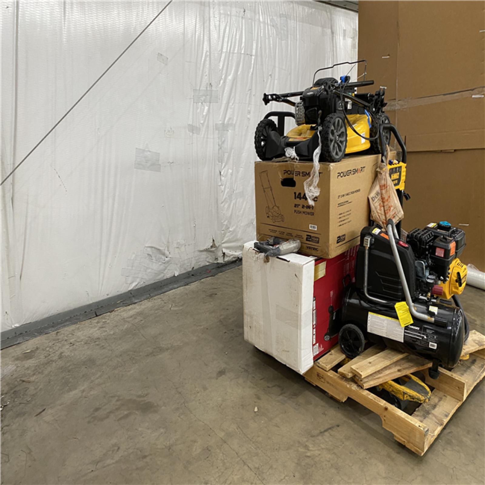 Houston Location AS IS - Outdoor Power Equipment