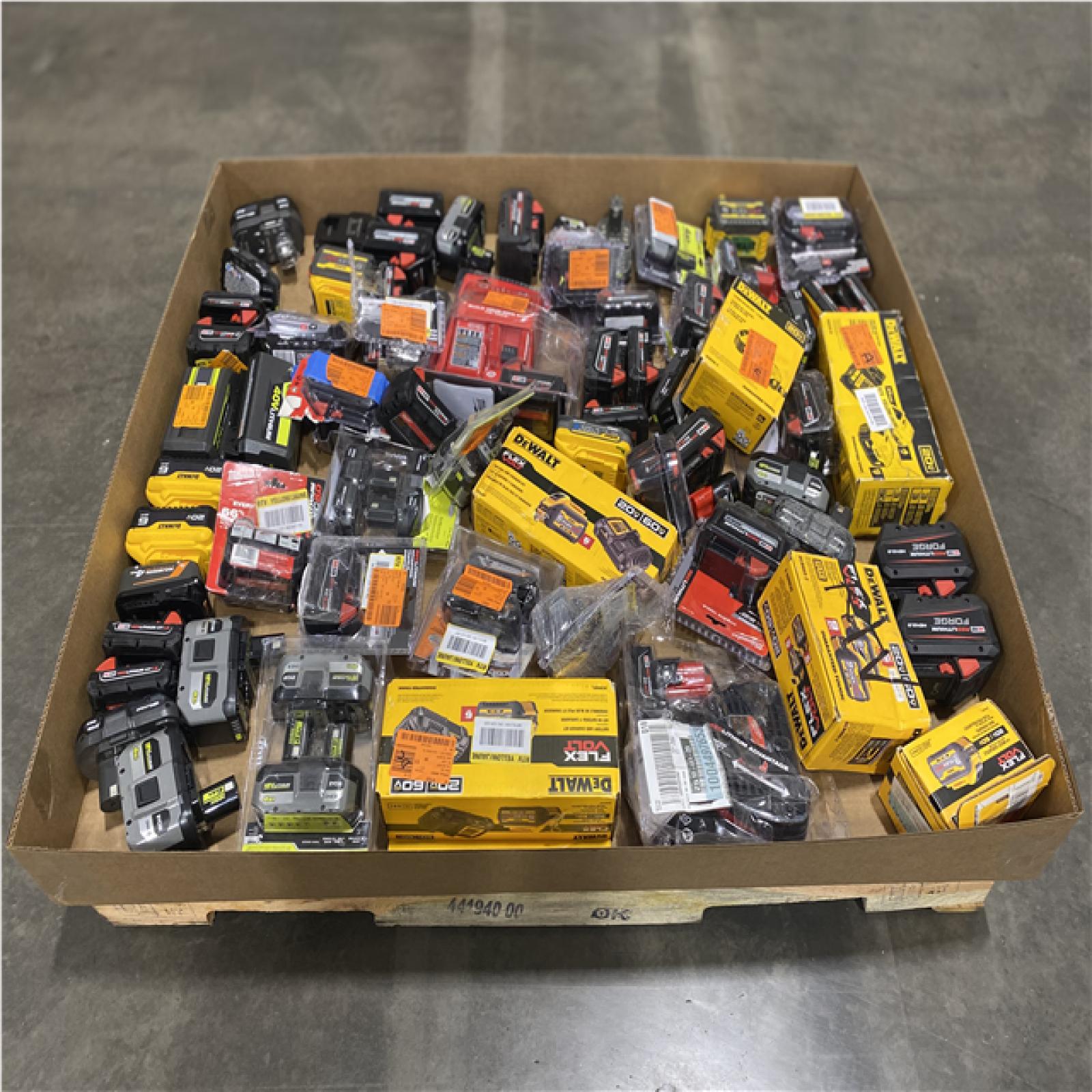 Dallas Location - As-Is Battery Tool Pallet