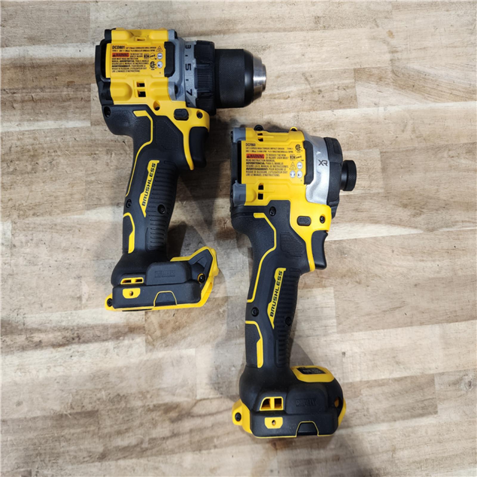 HOUSTON LOCATION - AS-IS DEWALT 2 TOOL COMBO KIT W/ (2) BATTERY & CHARGER