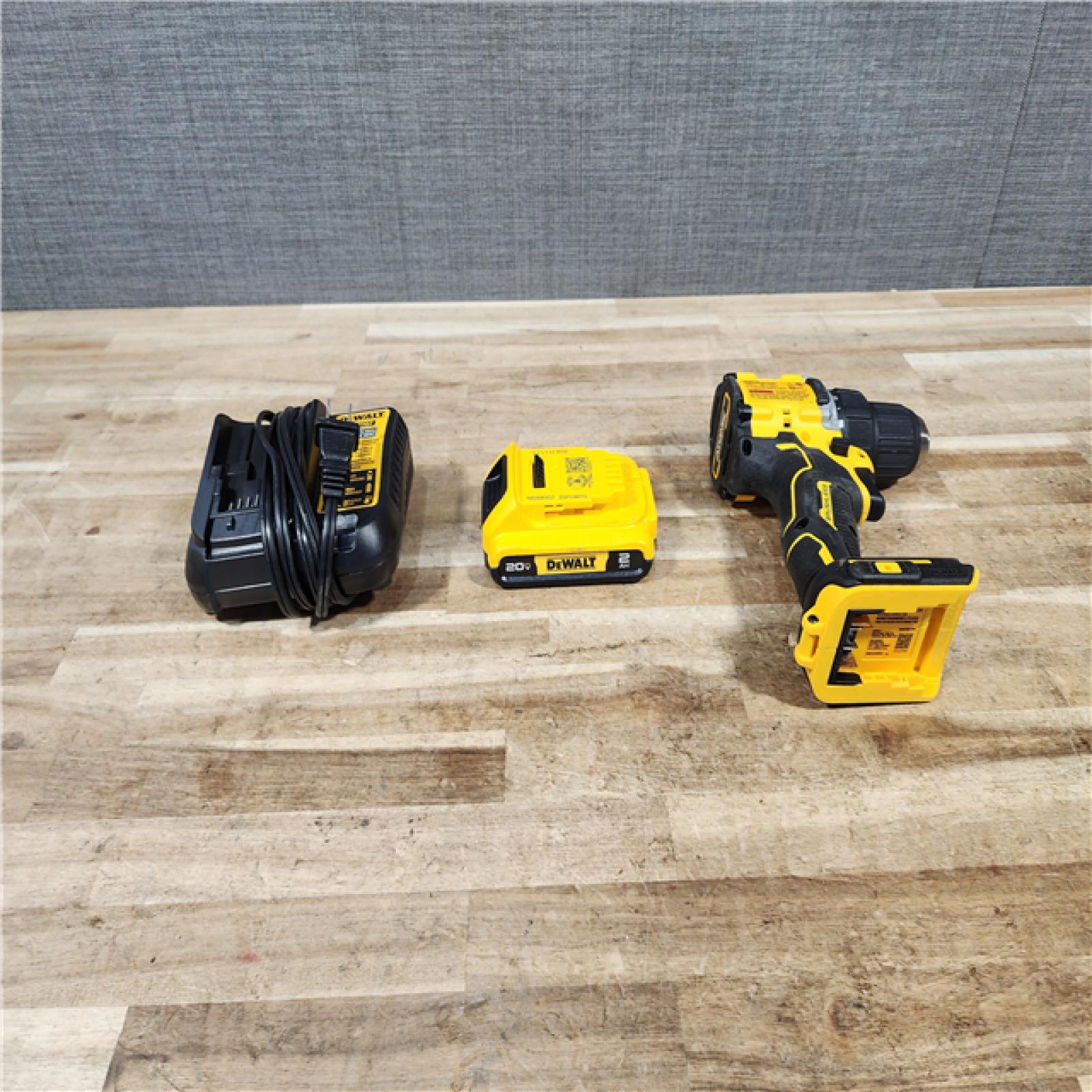 HOUSTON LOCATION - AS - IS DEWALT Atomic 20V Lithium-Ion Cordless Compact 1/2 in. Drill/Driver Kit