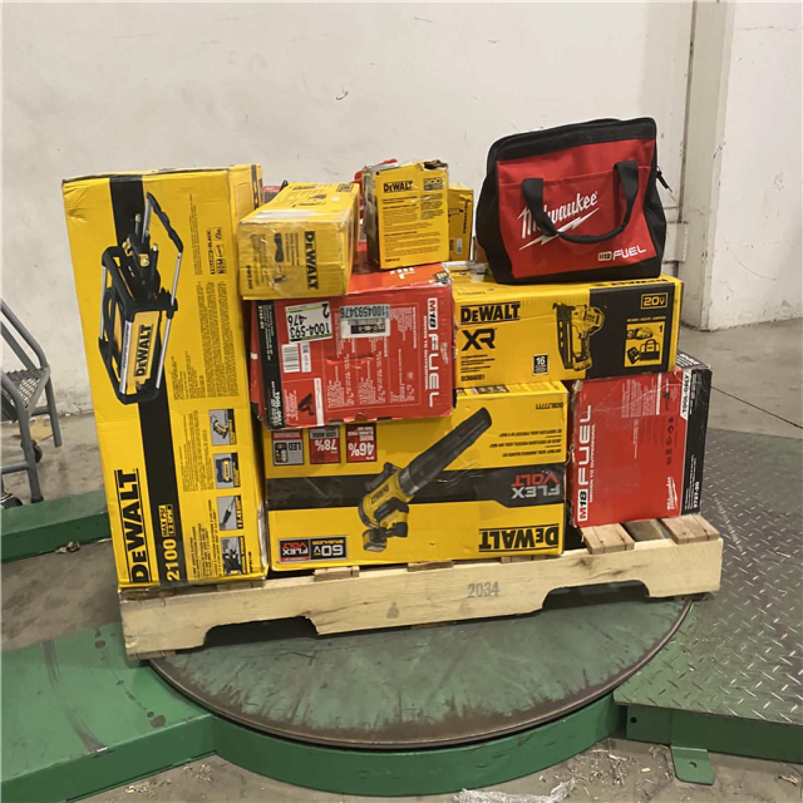 Dallas Location - As-Is Tool Pallet