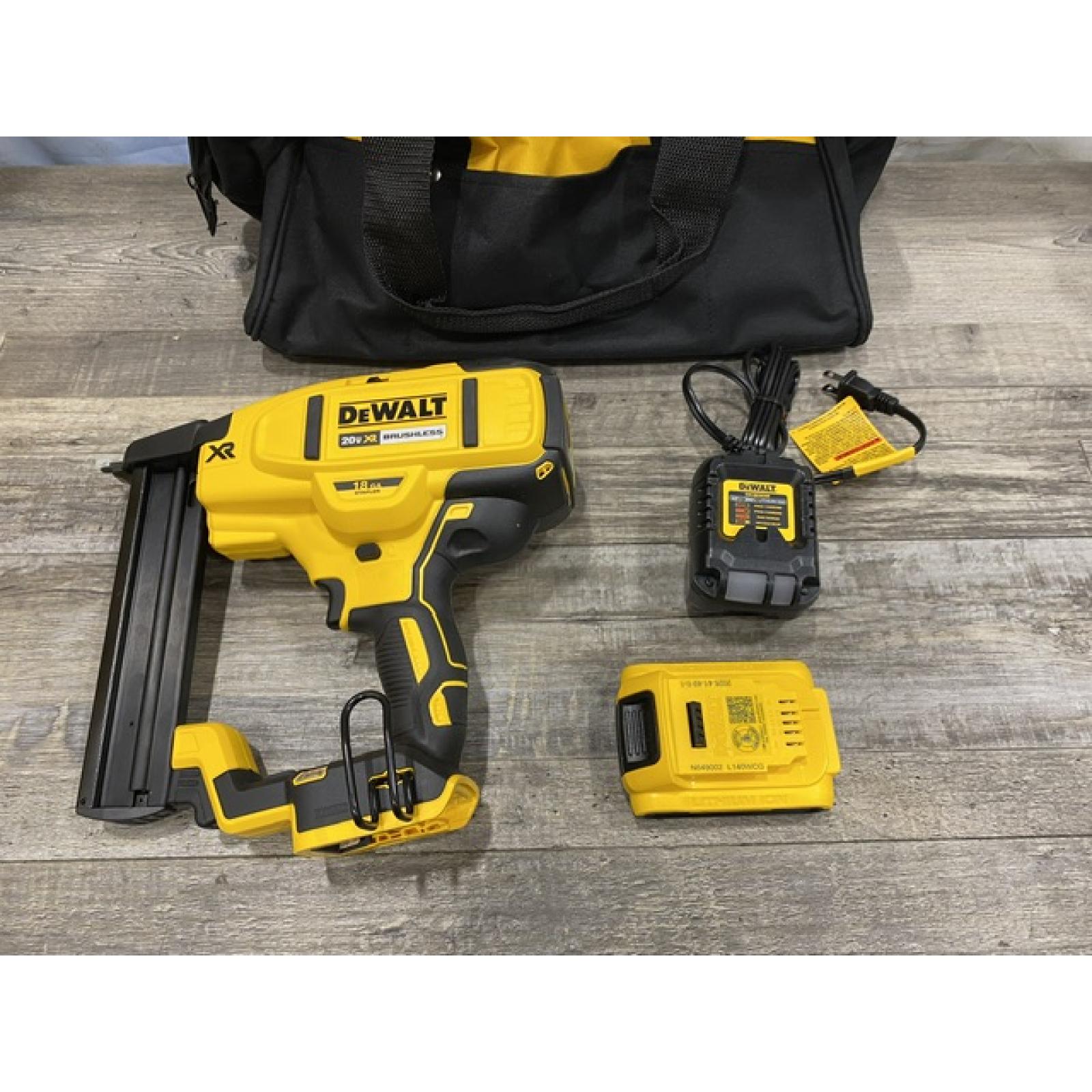 AS-IS DEWALT 20V MAX XR Lithium-Ion Cordless 18-Gauge Narrow Crown Stapler Kit