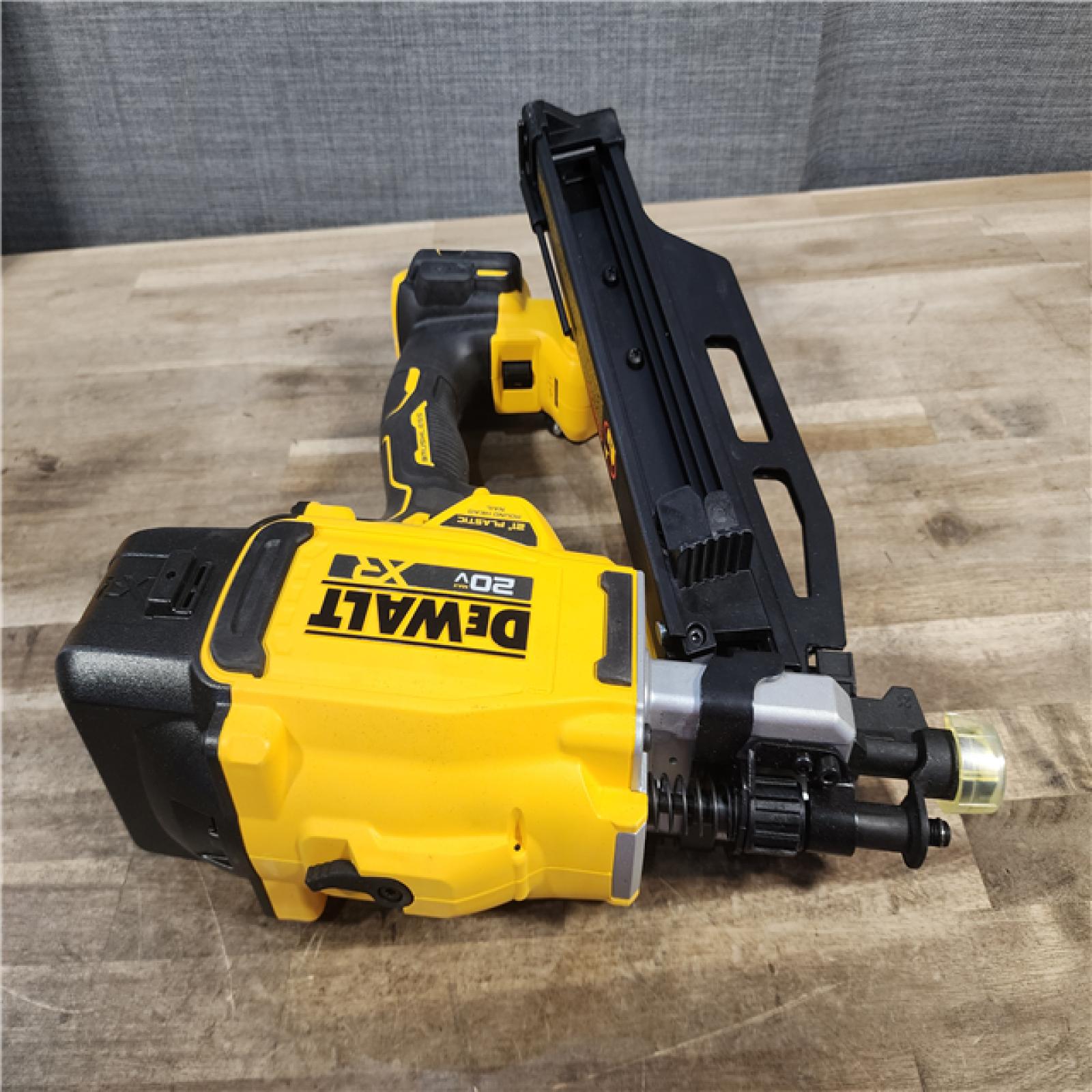 HOUSTON LOCATION - AS-IS DEWALT 20-Volt 21° Cordless Framing Nailer (Tool-Only)