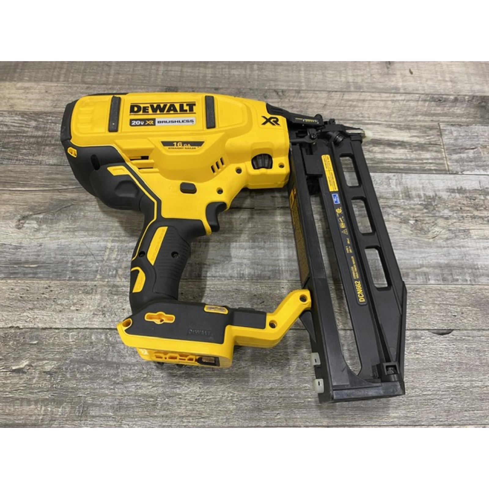 AS-IS DEWALT 20V MAX XR 16-Gauge Lithium-Ion Cordless Finish Nailer (Tool Only)