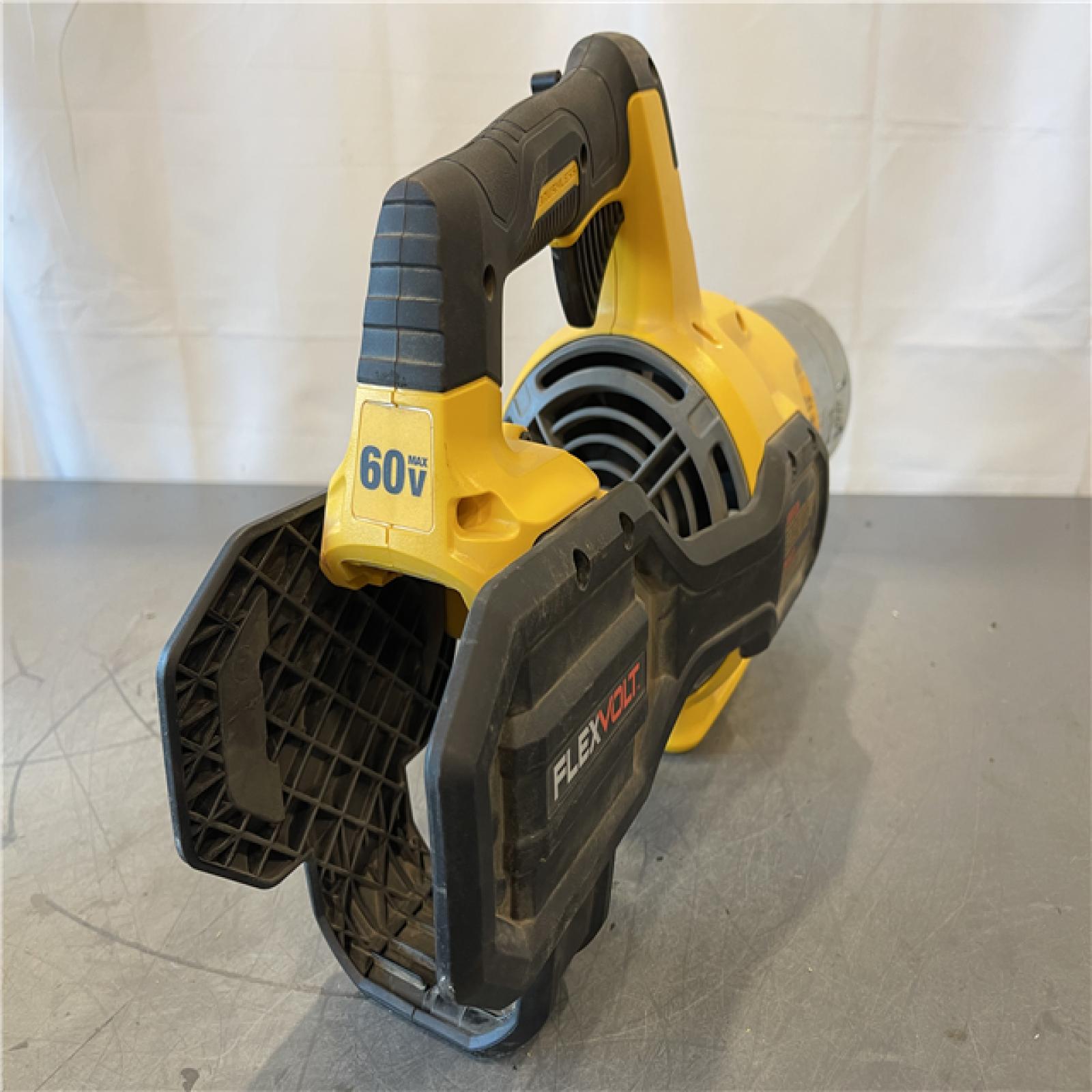 AS-IS - DeWalt FLEXVOLT 60V MAX 125 MPH 600 CFM Brushless Cordless Battery Powered Blower Kit