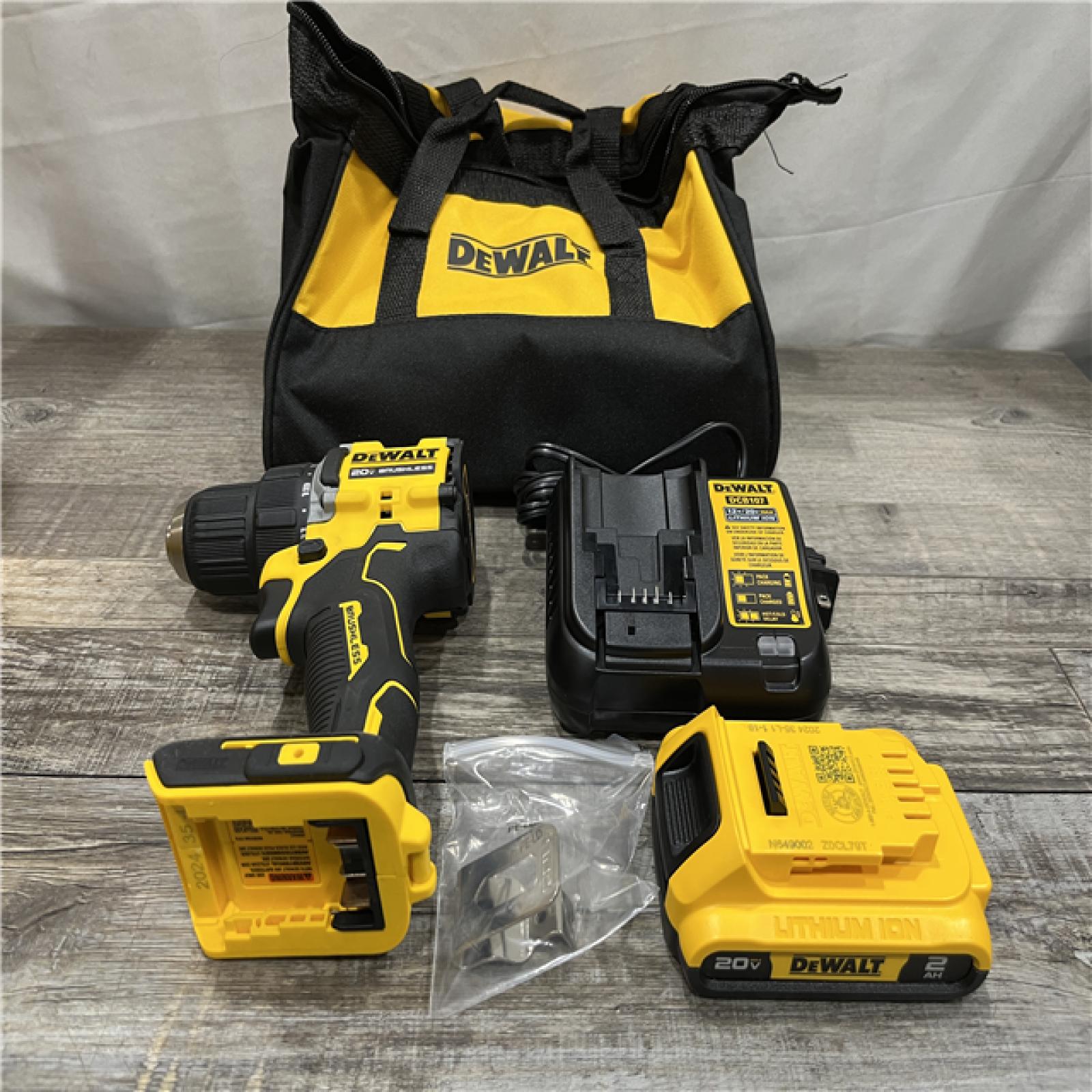 AS-IS DEWALT Atomic 20V Lithium-Ion Cordless Compact 1/2 in. Drill/Driver Kit