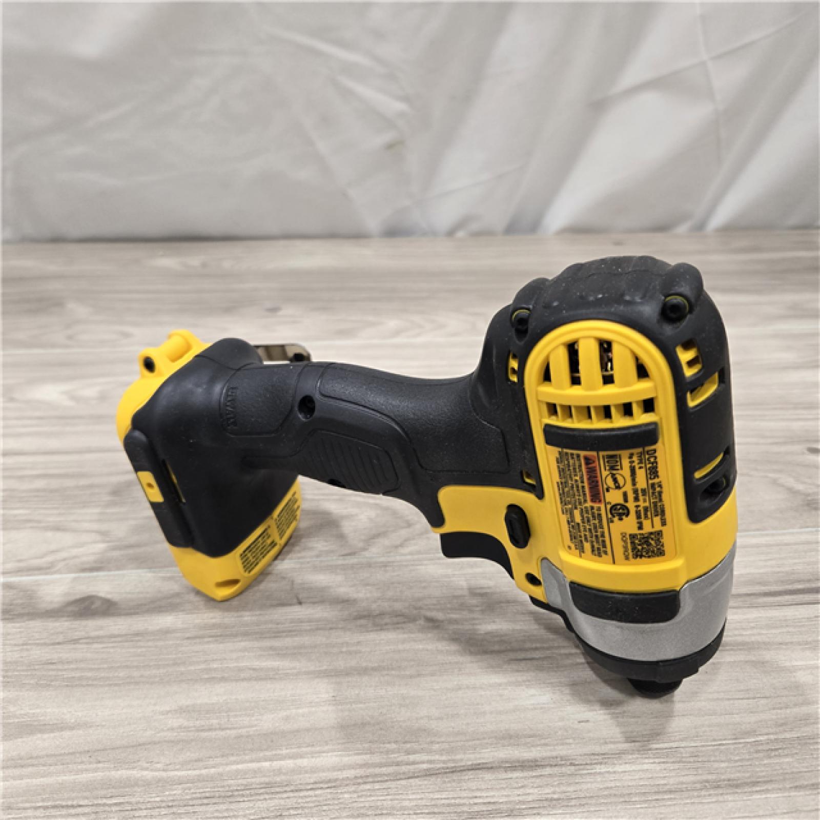 AS-IS DeWALT 20V MAX Cordless Drill Driver/Impact Driver Combo Kit