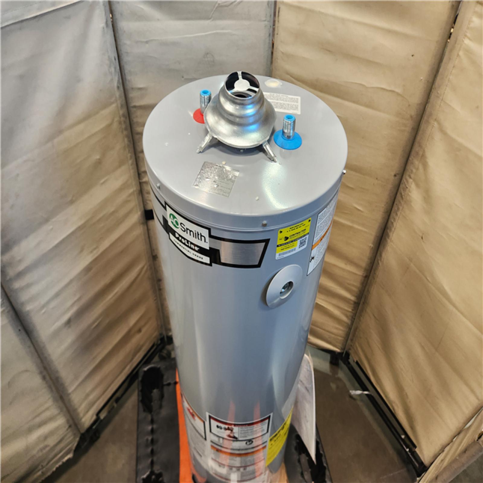 Homedepot A.O. Smith Signature 100 40-Gallons Tall 6-year Warranty 35500-BTU Natural Gas Water Heater