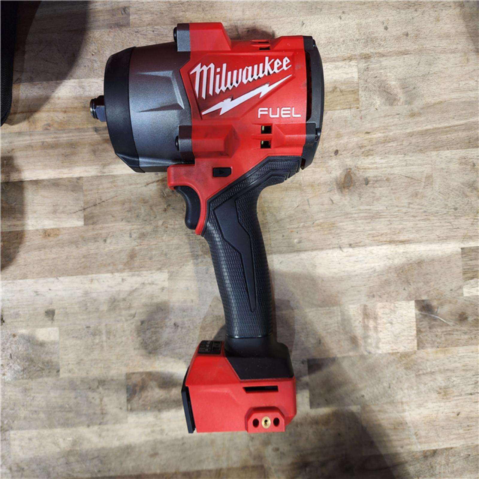 HOUSTON LOCATION - AS-IS Milwaukee M18 1/2 in. Cordless Brushless High Torque Impact Wrench Kit (Battery & Charger)