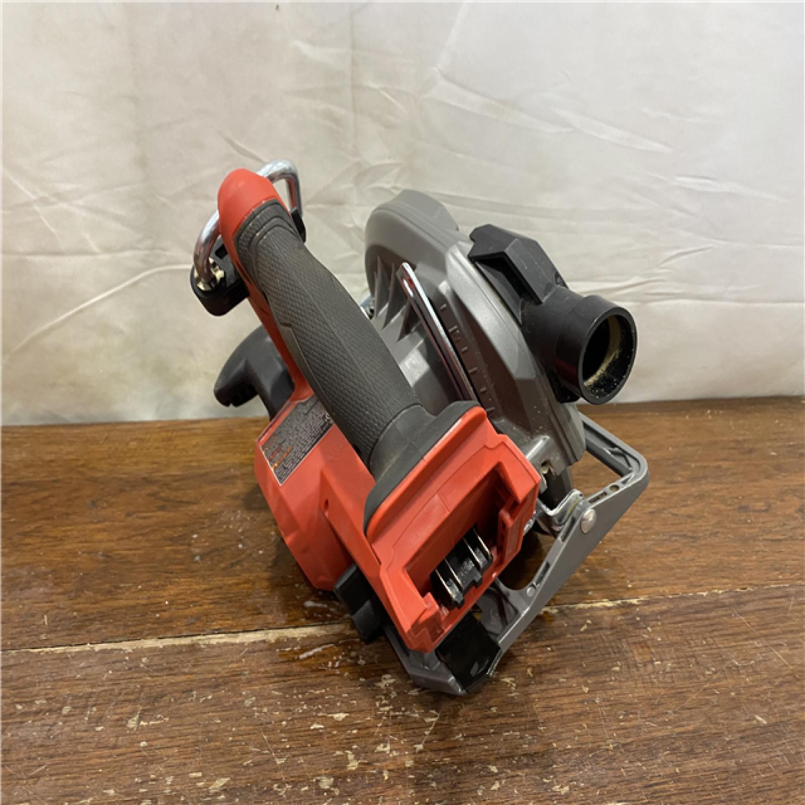 AS-IS Milwaukee Tools M18 FUEL 7-1/4 Circular Saw (Tool Only) 2834-20