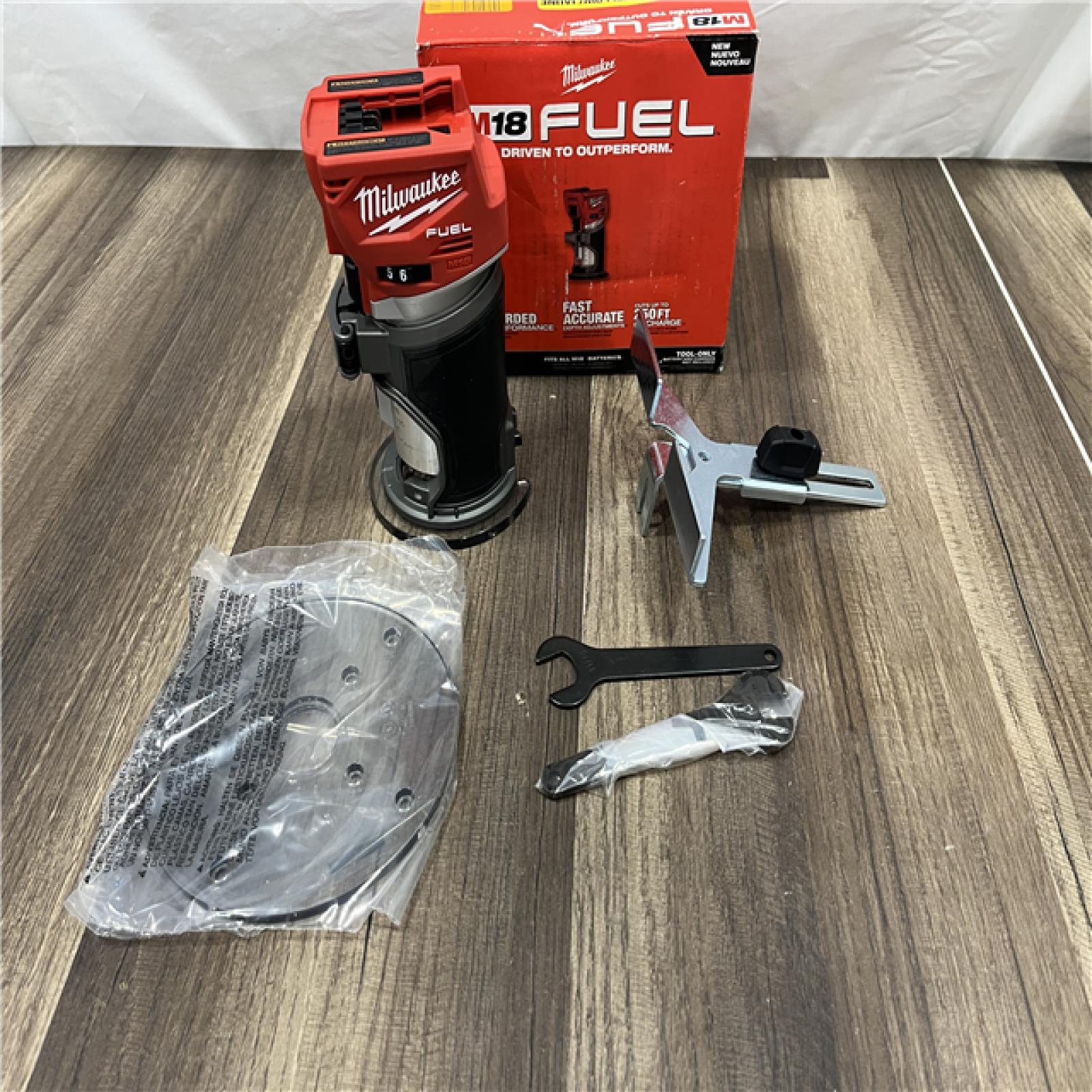 GOOD Milwaukee 2723-20 M18 FUEL 18V Cordless Li-Ion Compact Router - Bare Tool