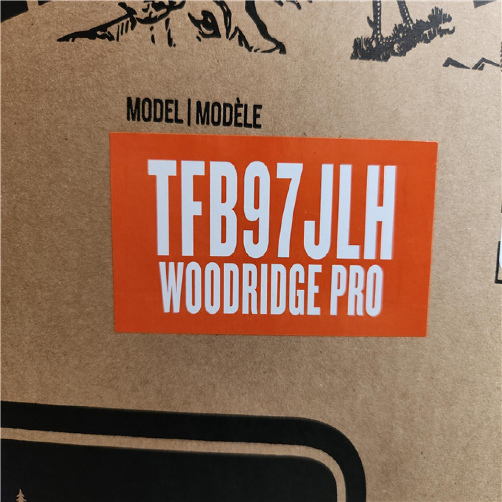 Phoenix NEW Traeger Woodridge Pro Wi-Fi Pellet Grill and Smoker in Black Woodridge (Pro & Elite) Grill Cover