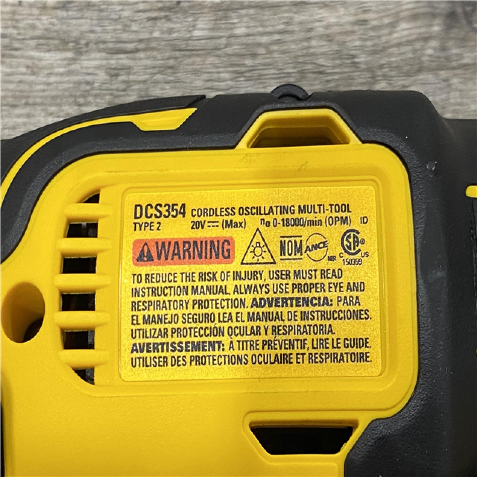 AS-IS DEWALT ATOMIC 20V MAX Cordless Brushless Oscillating Multi Tool Kit