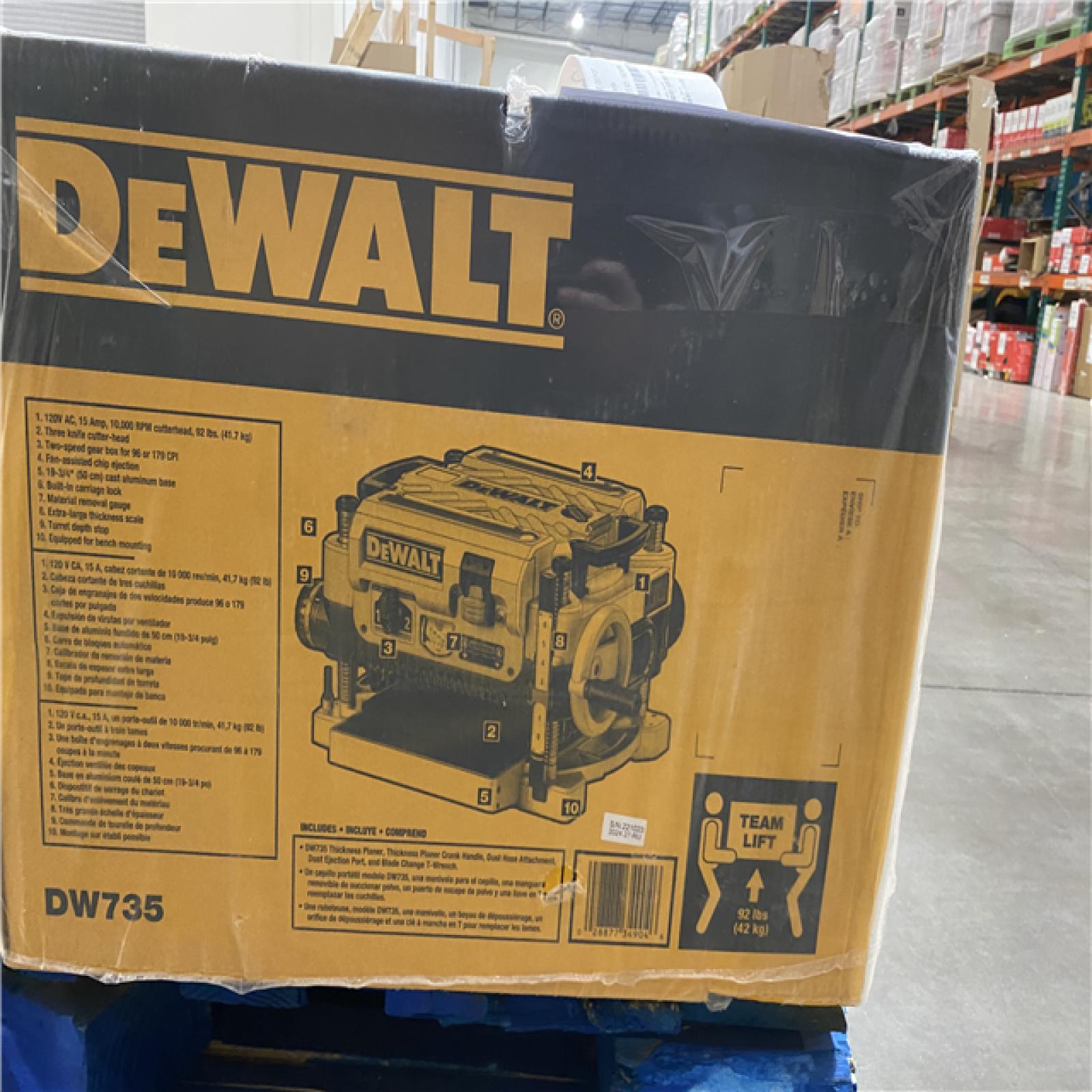 NEW- DEWALT 15 Amp Corded 13 in. Planer