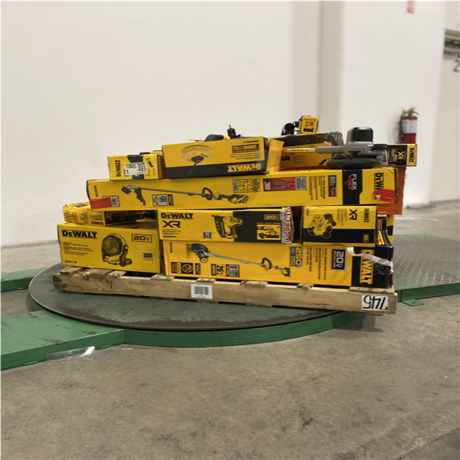Dallas Location - As-Is Tool Pallet