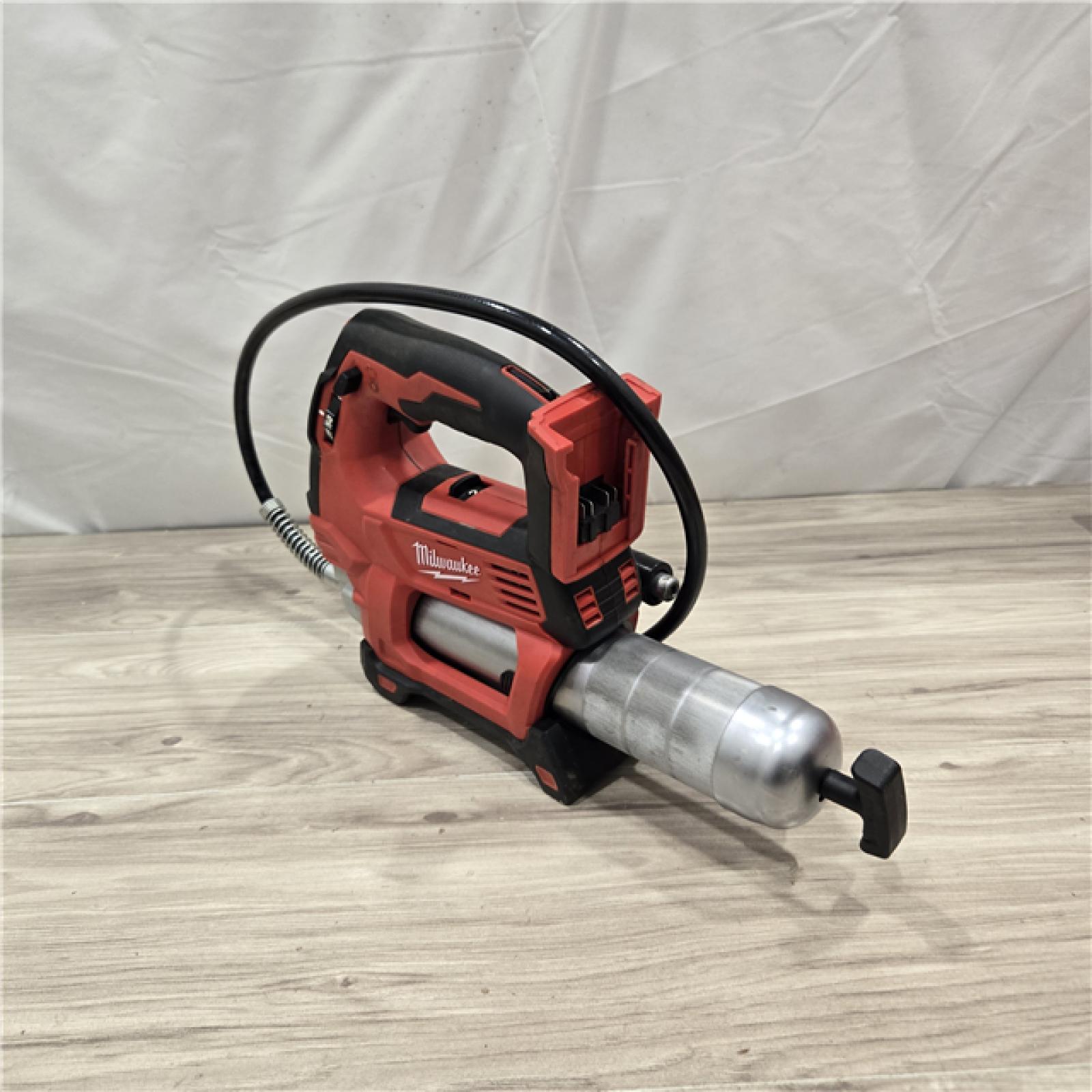 AS-IS Milwaukee M18 18V Cordless Grease Gun 2-Speed (Tool-Only)