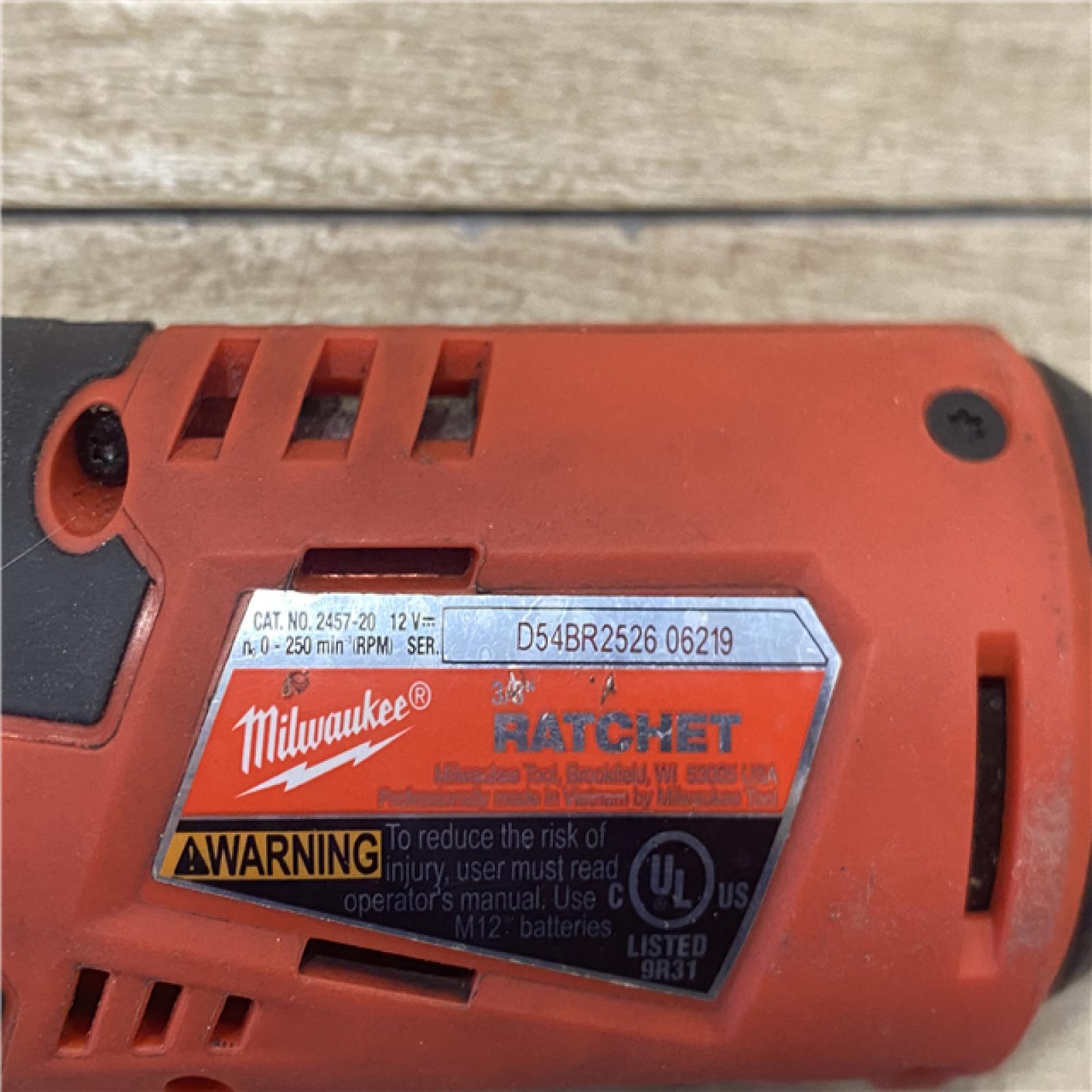 AS-IS Milwaukee 12V Lithium-Ion Cordless 3/8 in. Ratchet (Tool-Only)