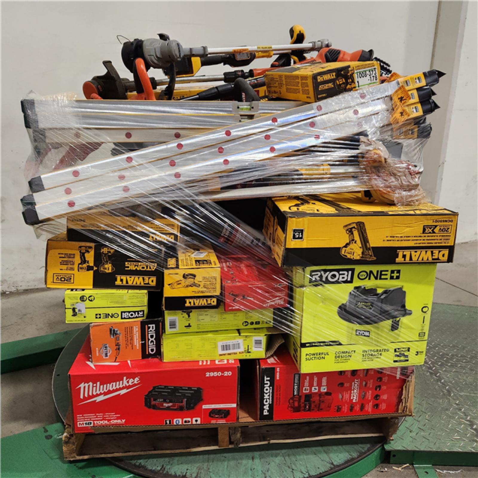 Dallas Location - As-Is Tool Pallet