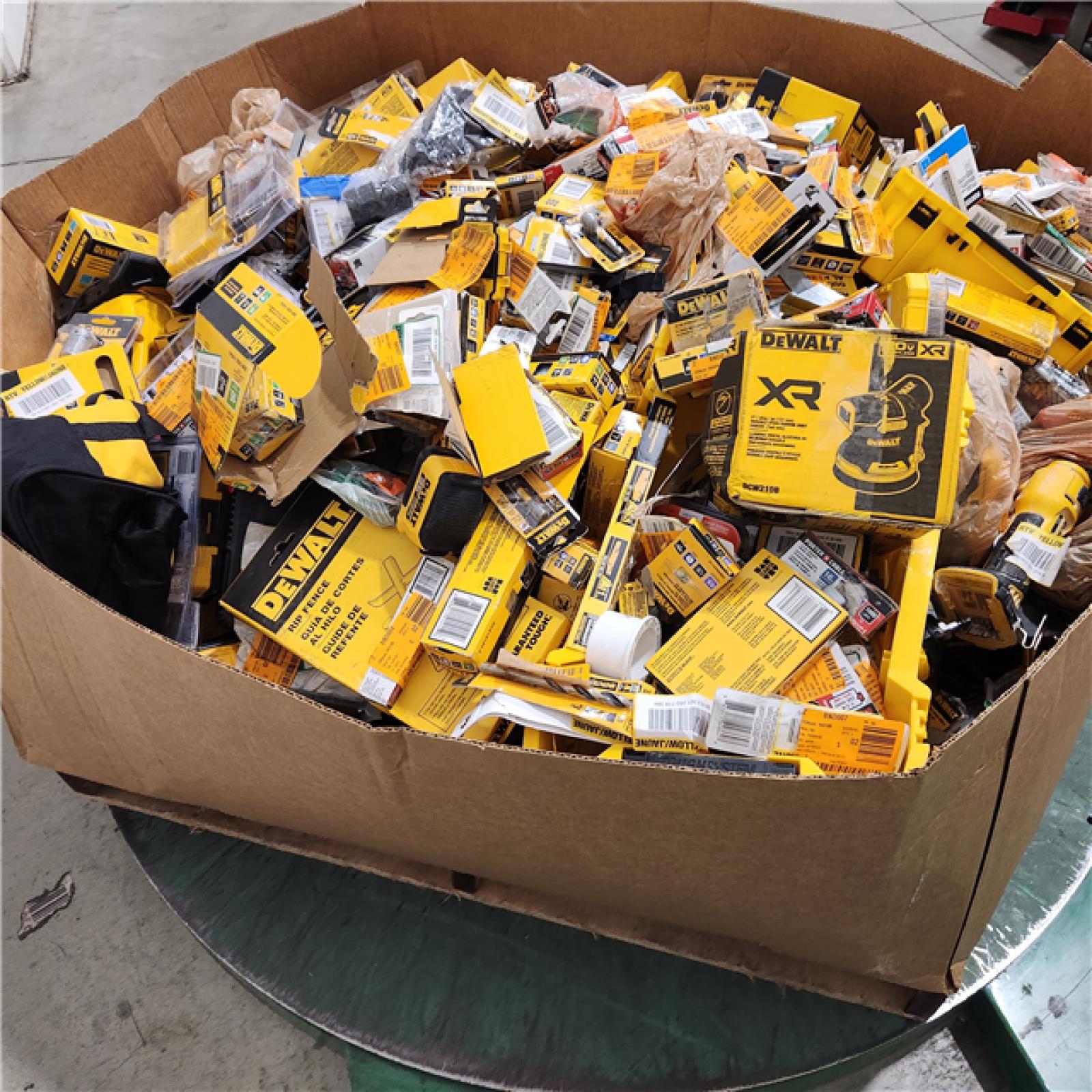 Dallas Location - As-Is DEWALT Tool Pallet