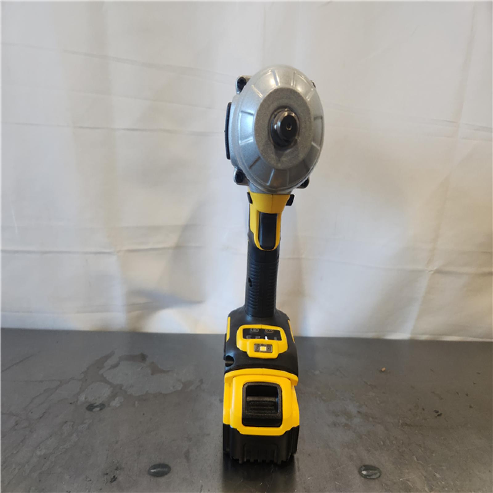 AS-IS- DEWALT 20V MAX Lithium-Ion Cordless 1/2 in. Impact Wrench Kit
