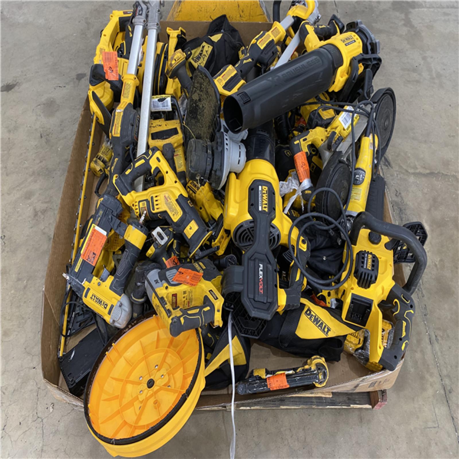 Houston Location AS IS - Tool Pallet