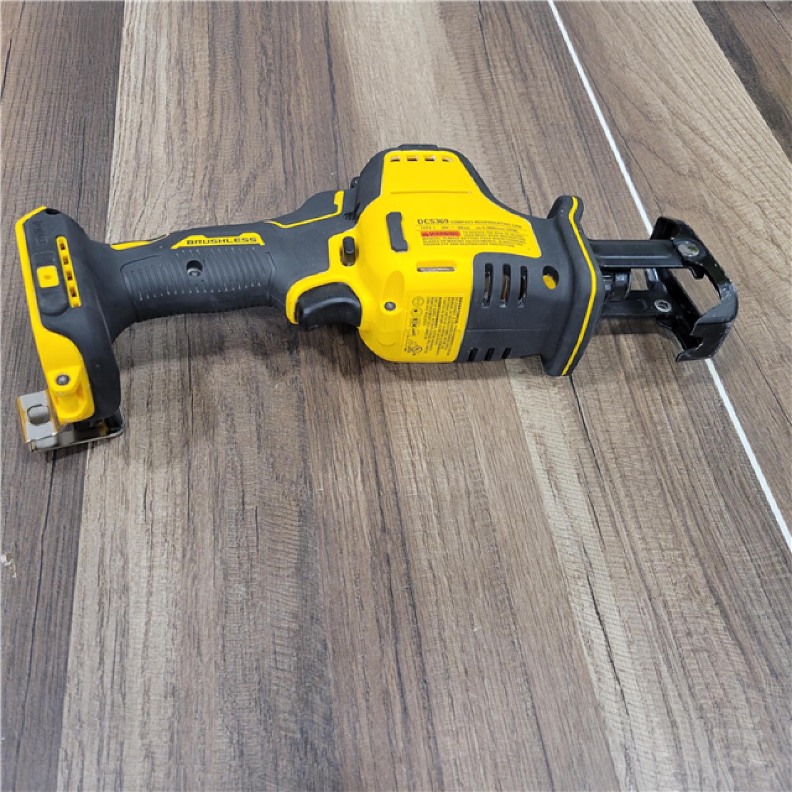 AS-IS Dewalt DCS369B ATOMIC 20V MAX Cordless One-Handed Reciprocating Saw (Tool Only)