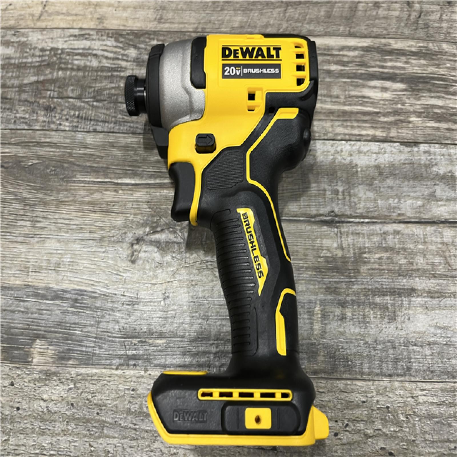 AS-IS DEWALT Atomic 20V Max Lithium-Ion Brushless Cordless Compact 1/4 in. Impact Driver Kit