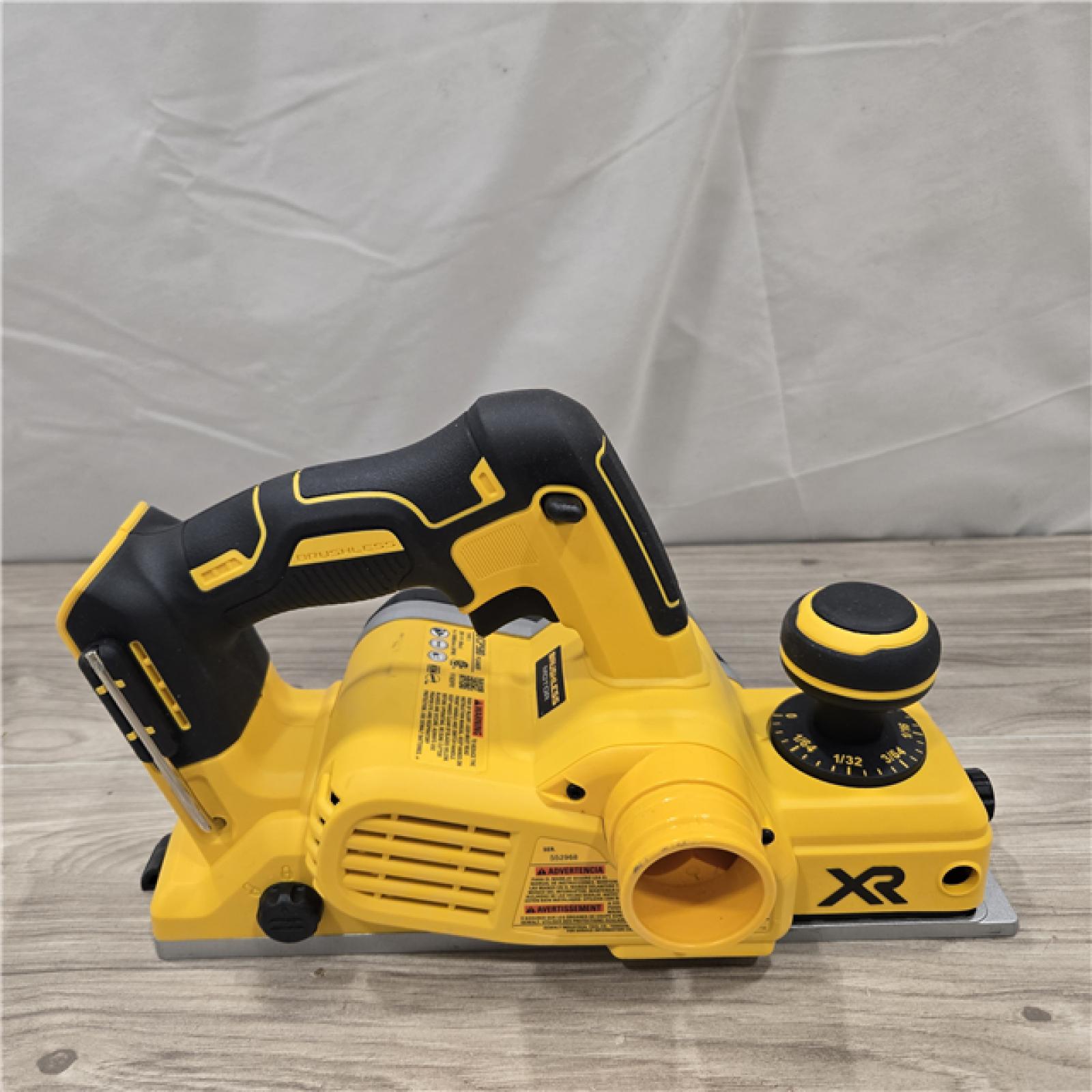 AS-IS DEWALT DCP580B 20V MAX Planer (Tool-Only)