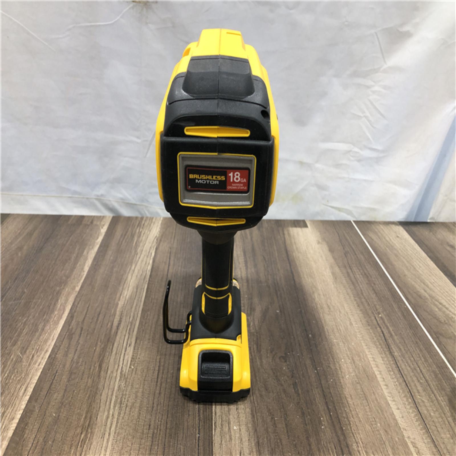 AS-IS DEWALT 20V MAX XR Lithium-Ion Cordless 18-Gauge Narrow Crown Stapler Kit