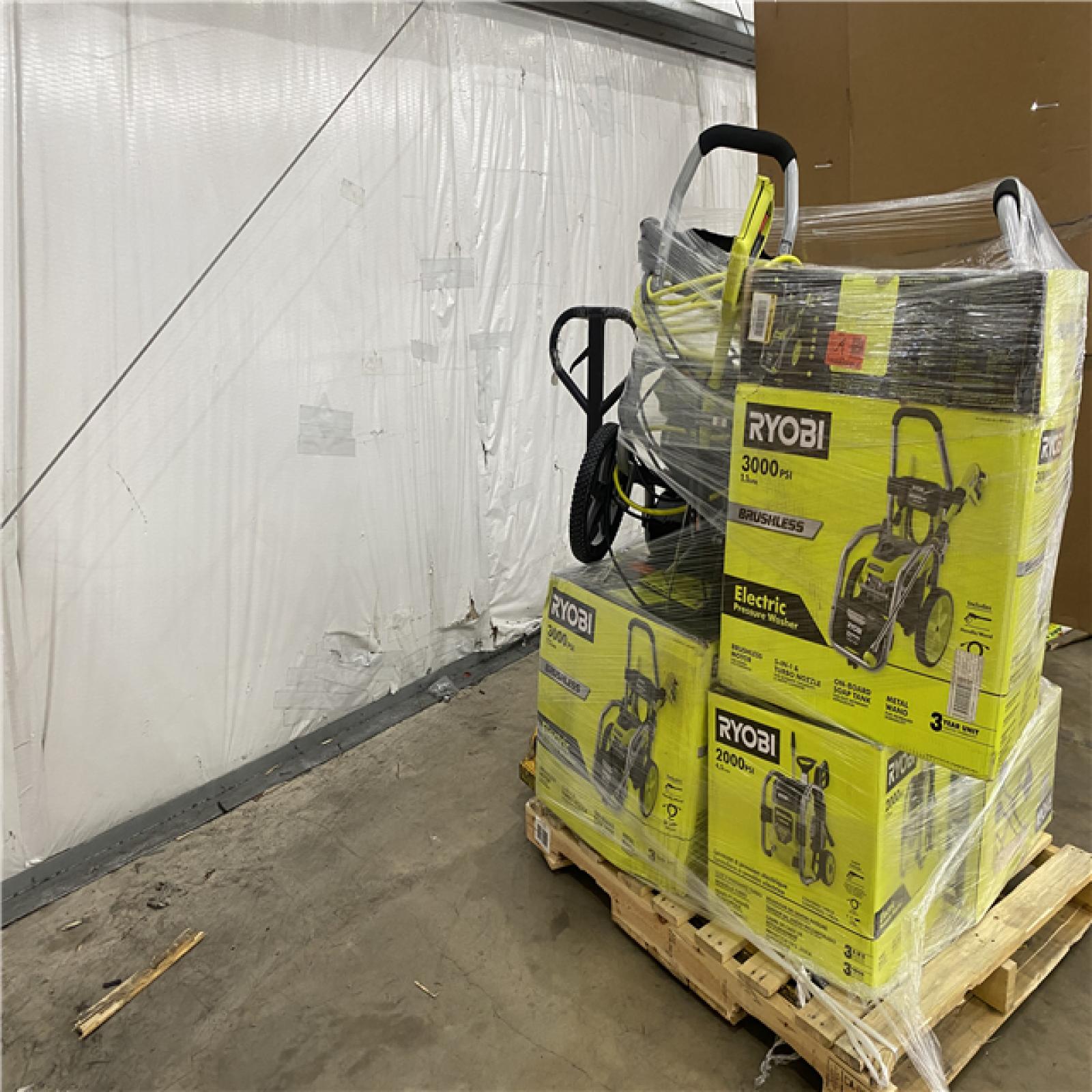 Houston Location AS IS - Tool Pallet