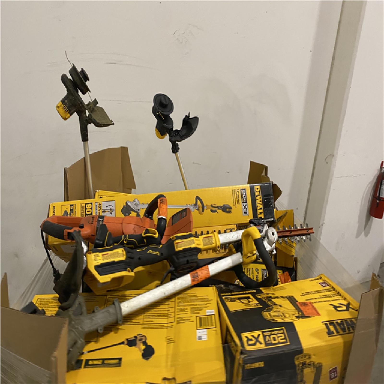 Dallas Location - As-Is DEWALT Tool Pallet