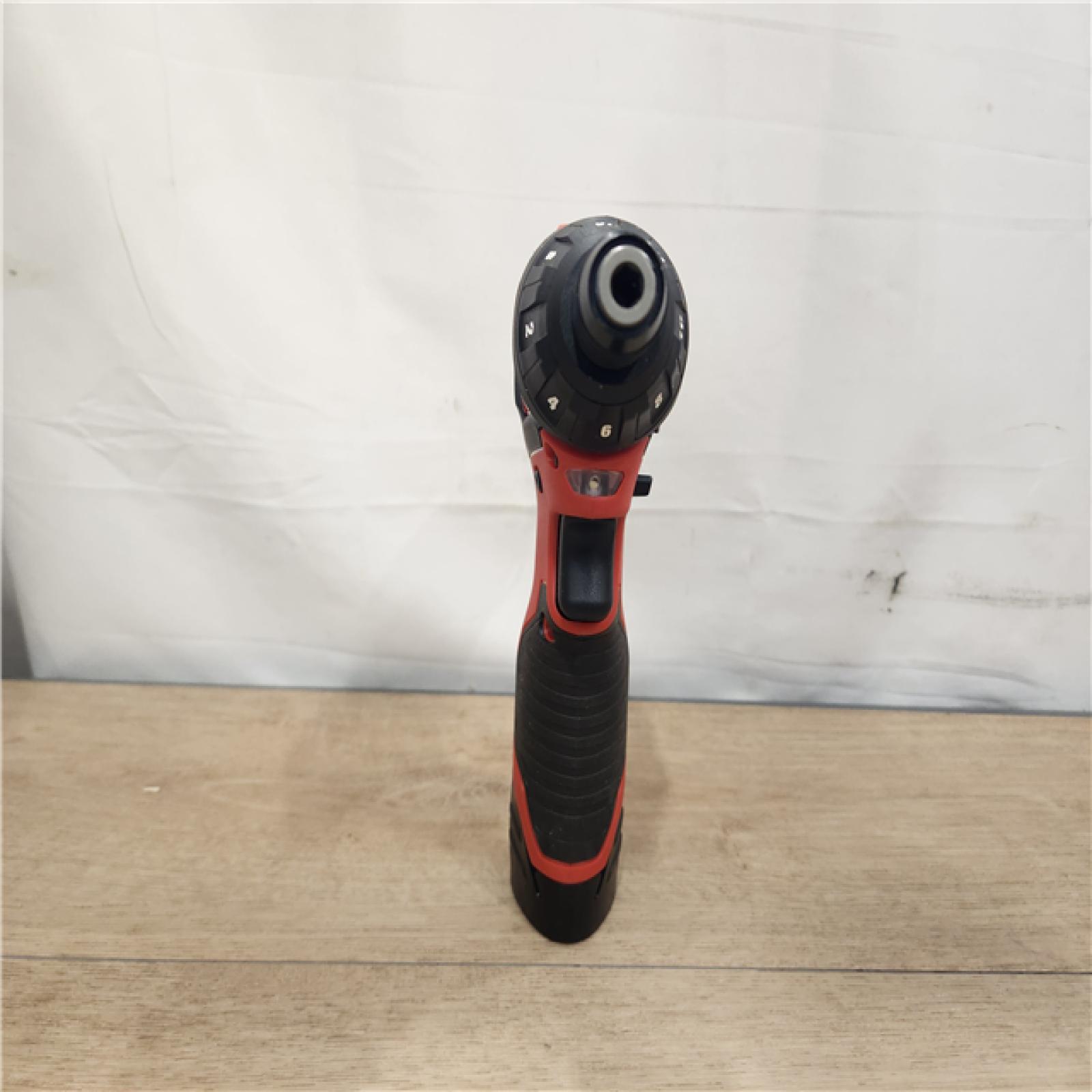 AS-IS- Milwaukee 12V Lithium-Ion Cordless 1/4 in. Hex Screwdriver Kit