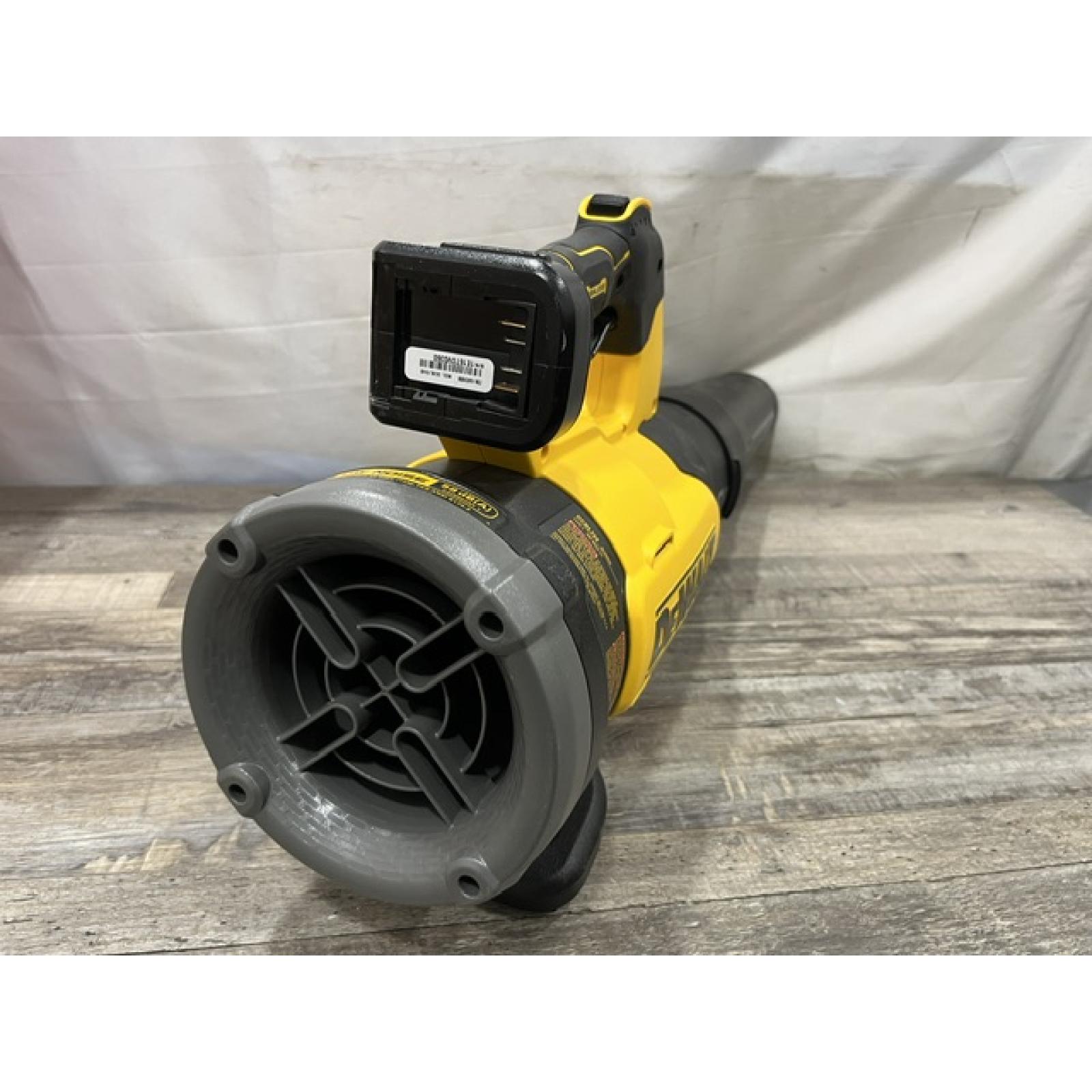 AS-IS DEWALT 20V MAX XR 550 CFM 133 MPH Cordless Battery Powered Blower (Tool-Only)