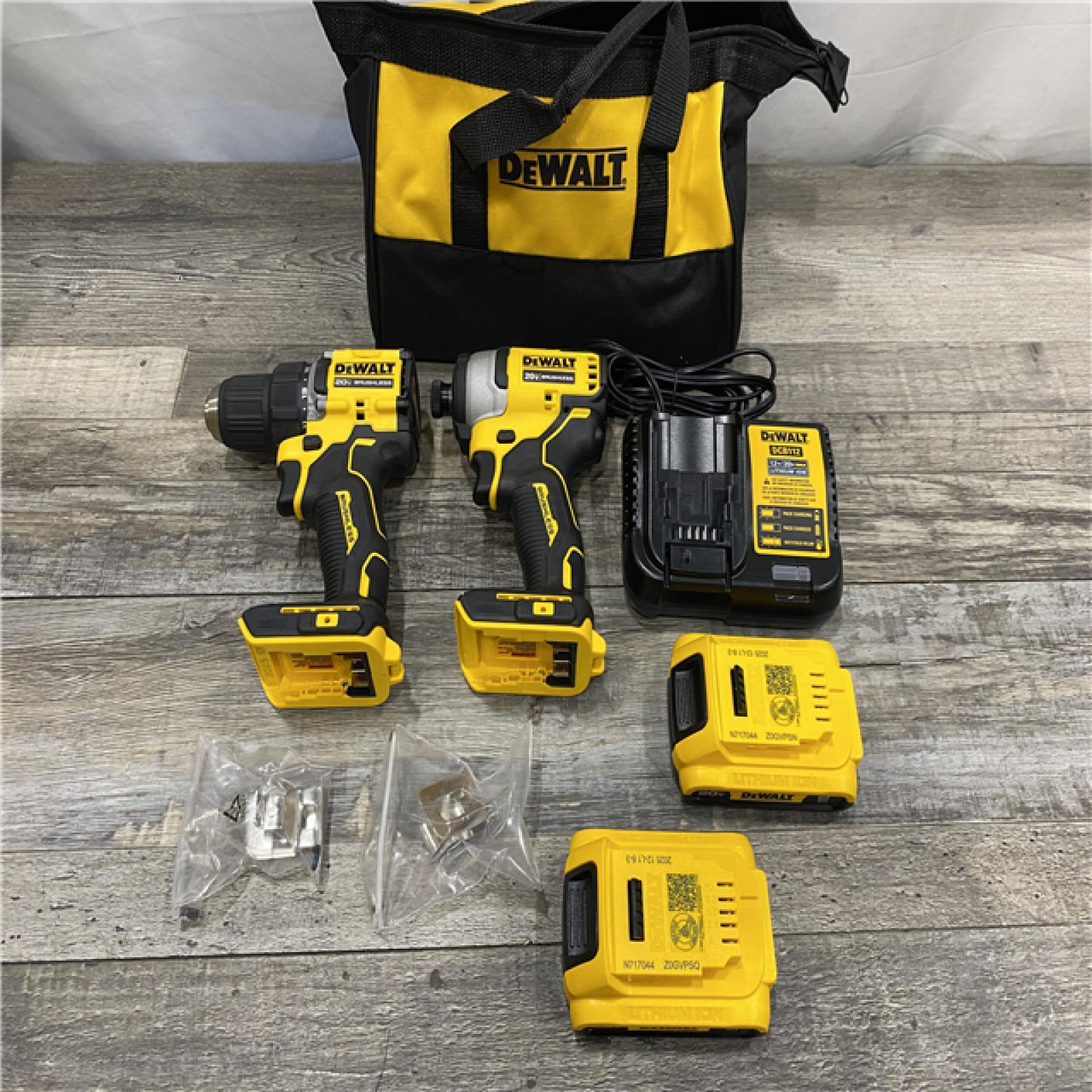 AS-IS DEWALT ATOMIC 20-Volt MAX Lithium-Ion Cordless Combo Kit