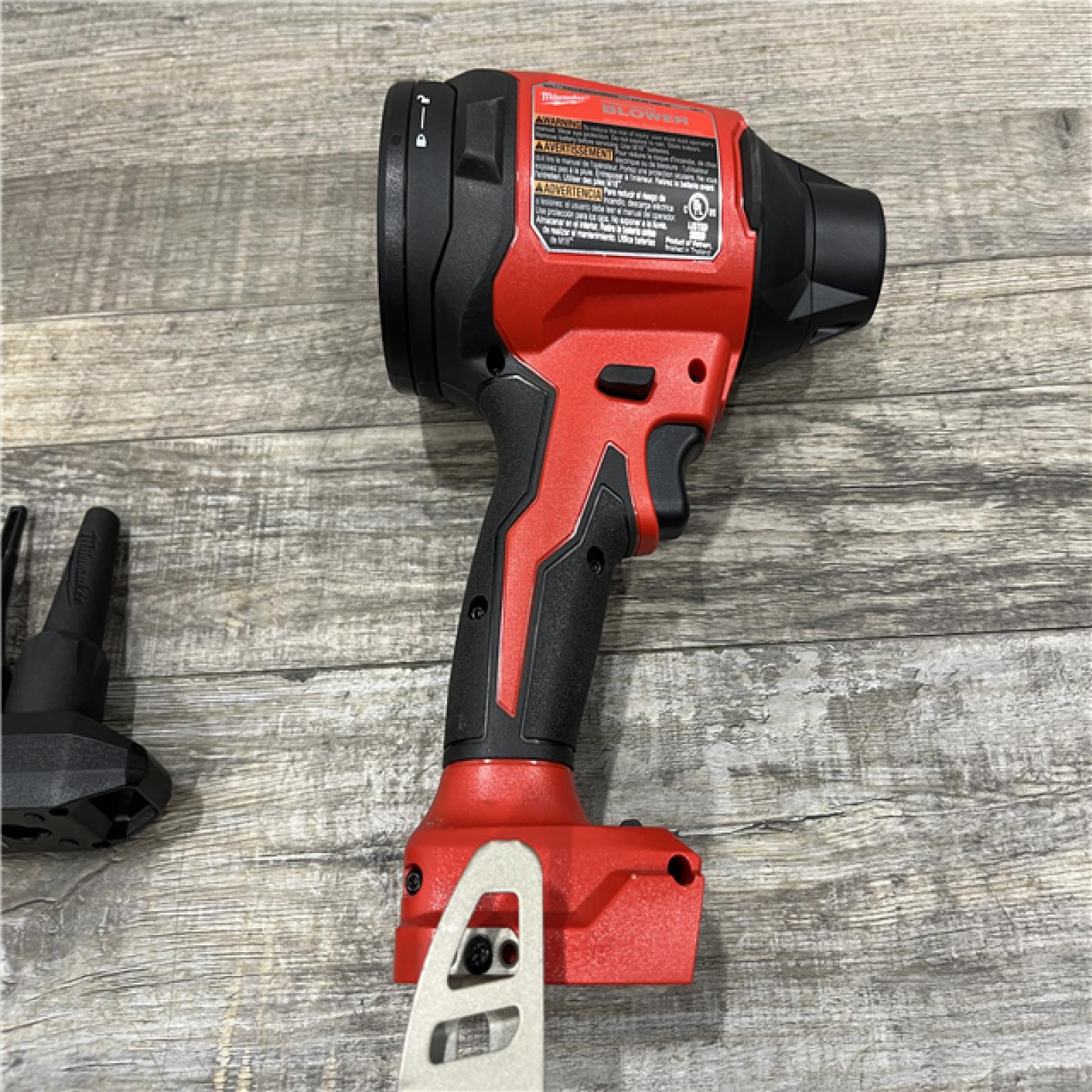 AS-IS Milwaukee 18V Lithium-Ion 570 MPH Brushless Cordless Precision Blower (Tool-Only)