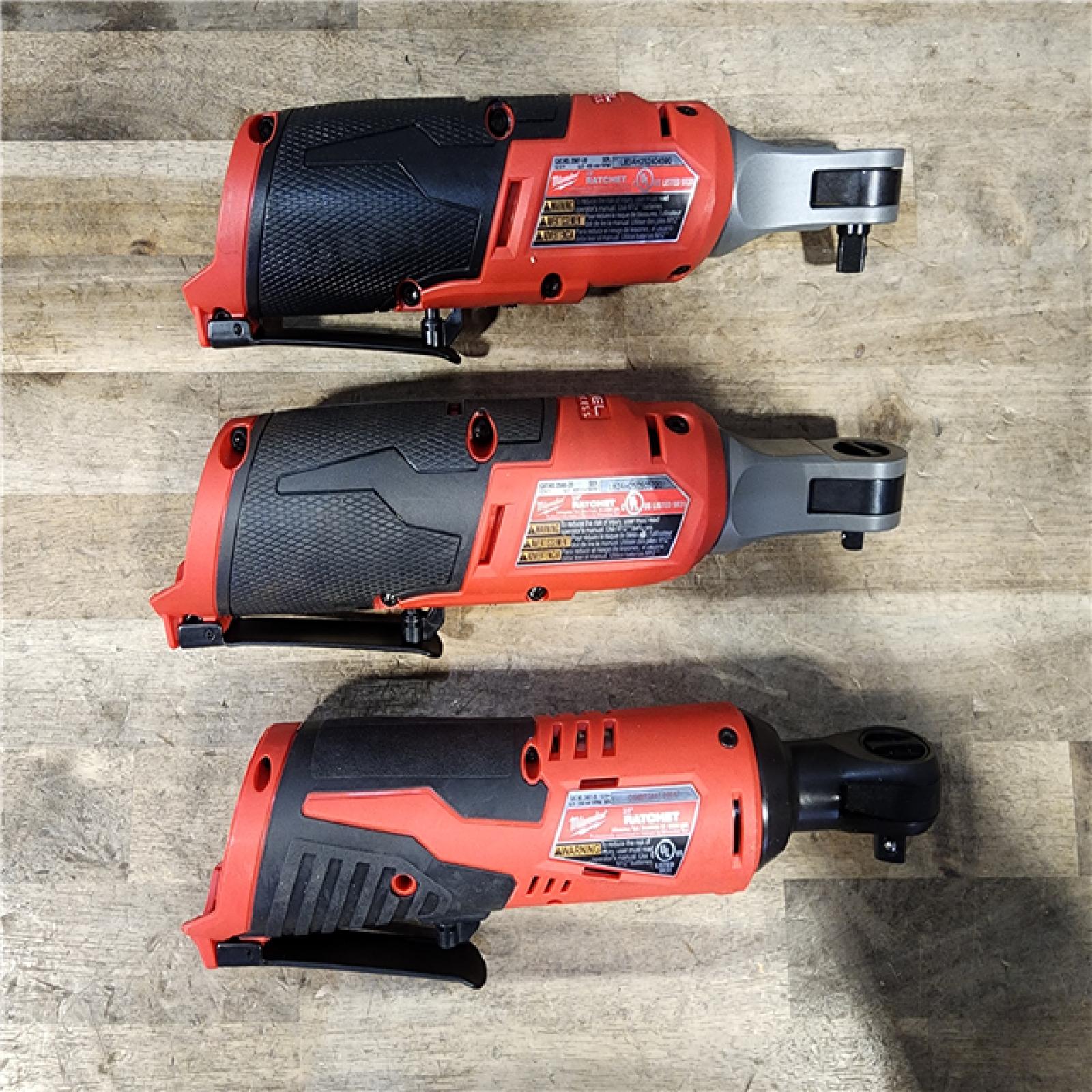 HOUSTON LOCATION - AS-IS MILWAUKEE 3 TOOL COMBO KIT W/ (2) BATTERY & CHARGER