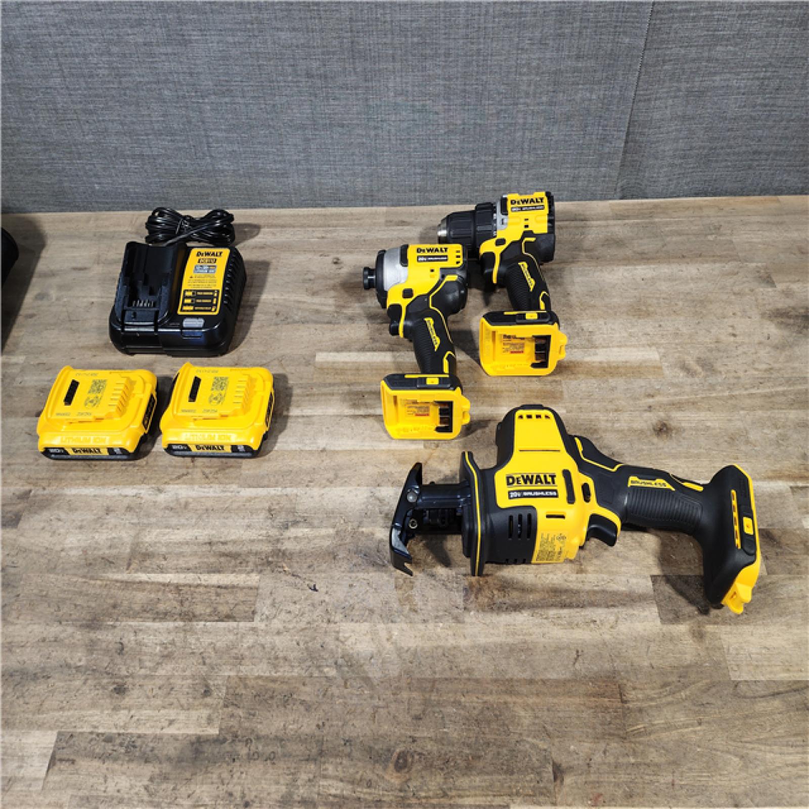 HOUSTON LOCATION - AS-IS DeWalt 20V MAX ATOMIC Cordless Brushless 3-Tool Combo Kit