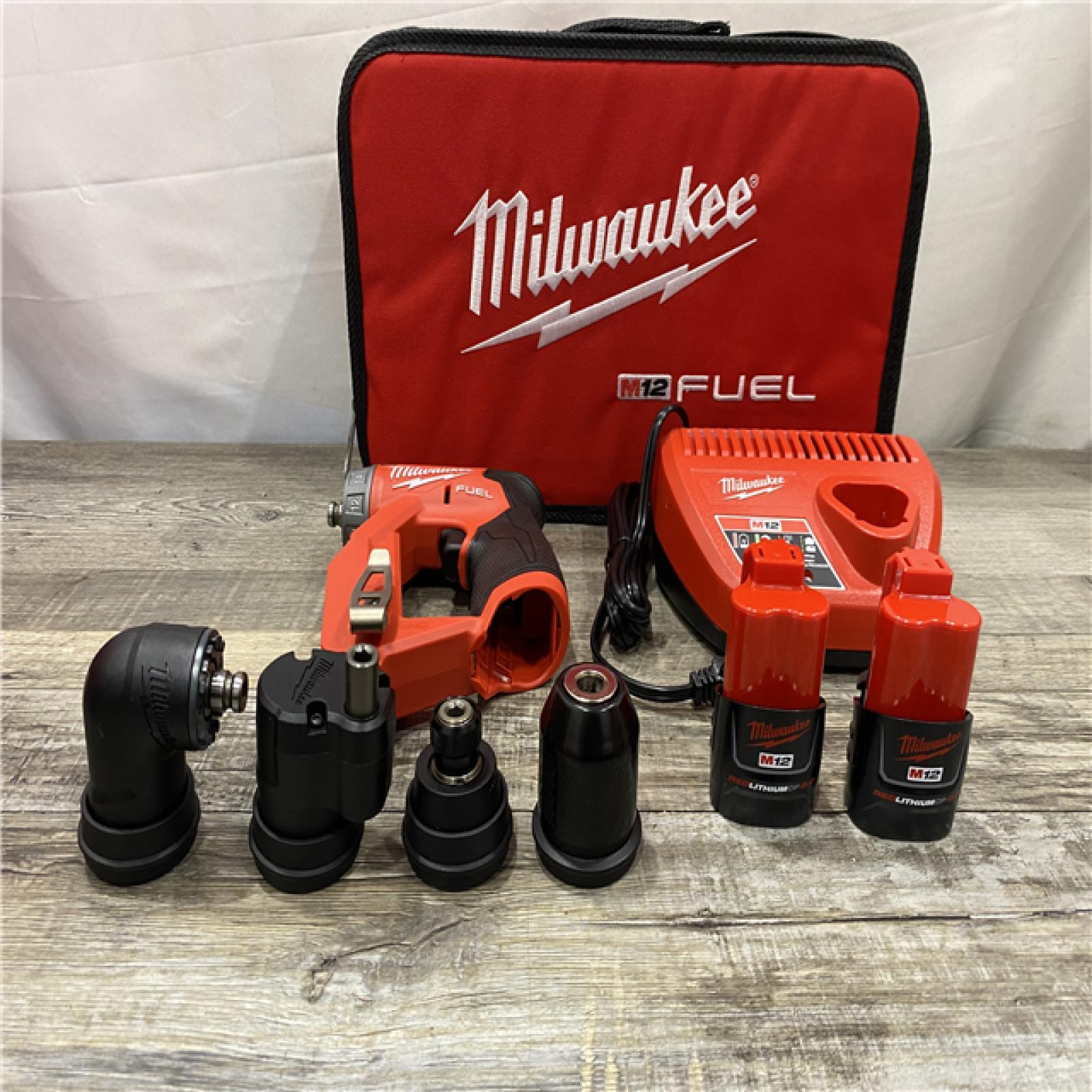 LIKE NEW - Milwaukee  FUEL 12V Lithium-Ion Brushless Cordless 4-in-1 Installation 3/8 in. Drill Driver Kit