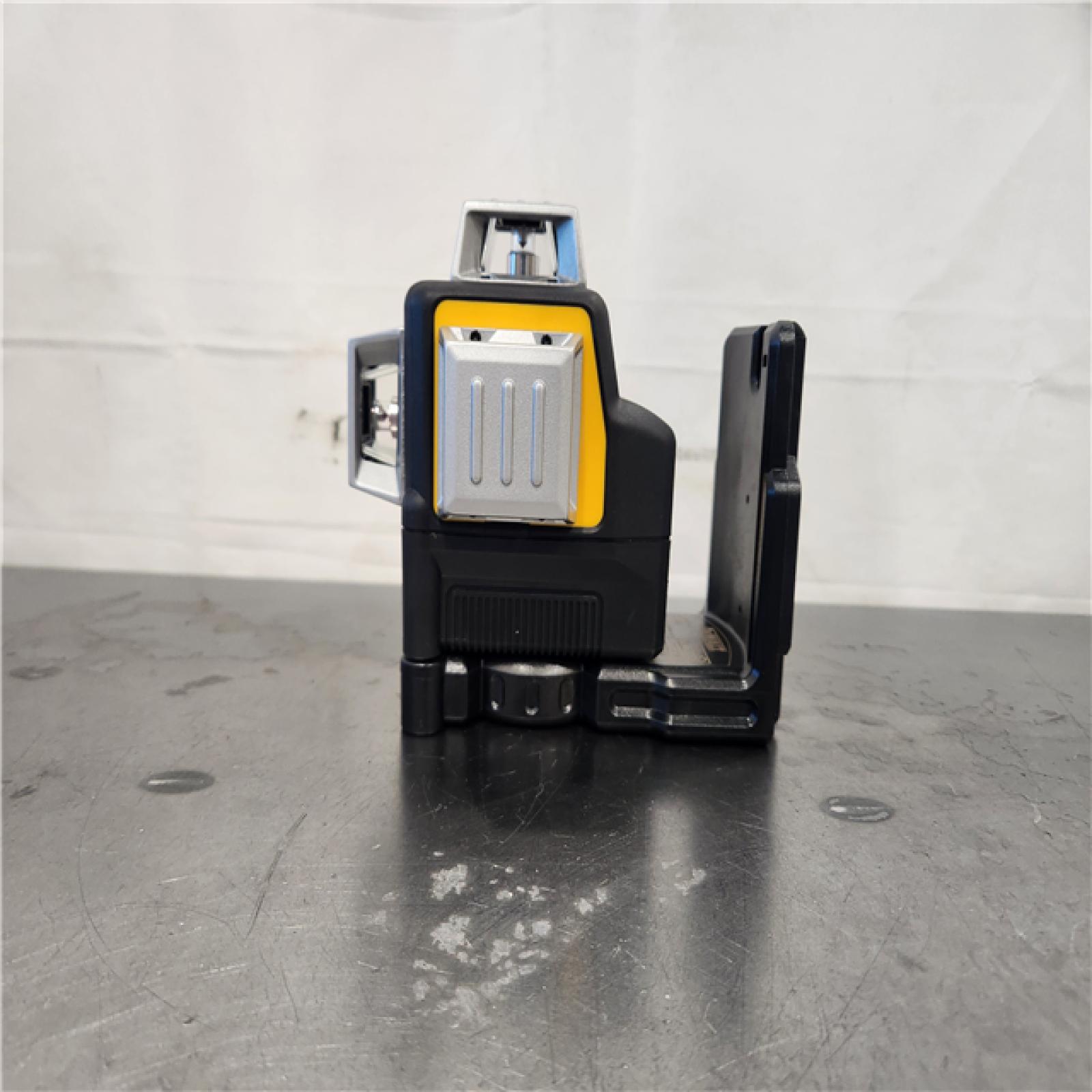 AS-IS- DEWALT 12V MAX Lithium-Ion 100 ft. Green Self-Leveling 3-Beam 360 Degree Laser Level with 2.0Ah Battery  Charger and Case