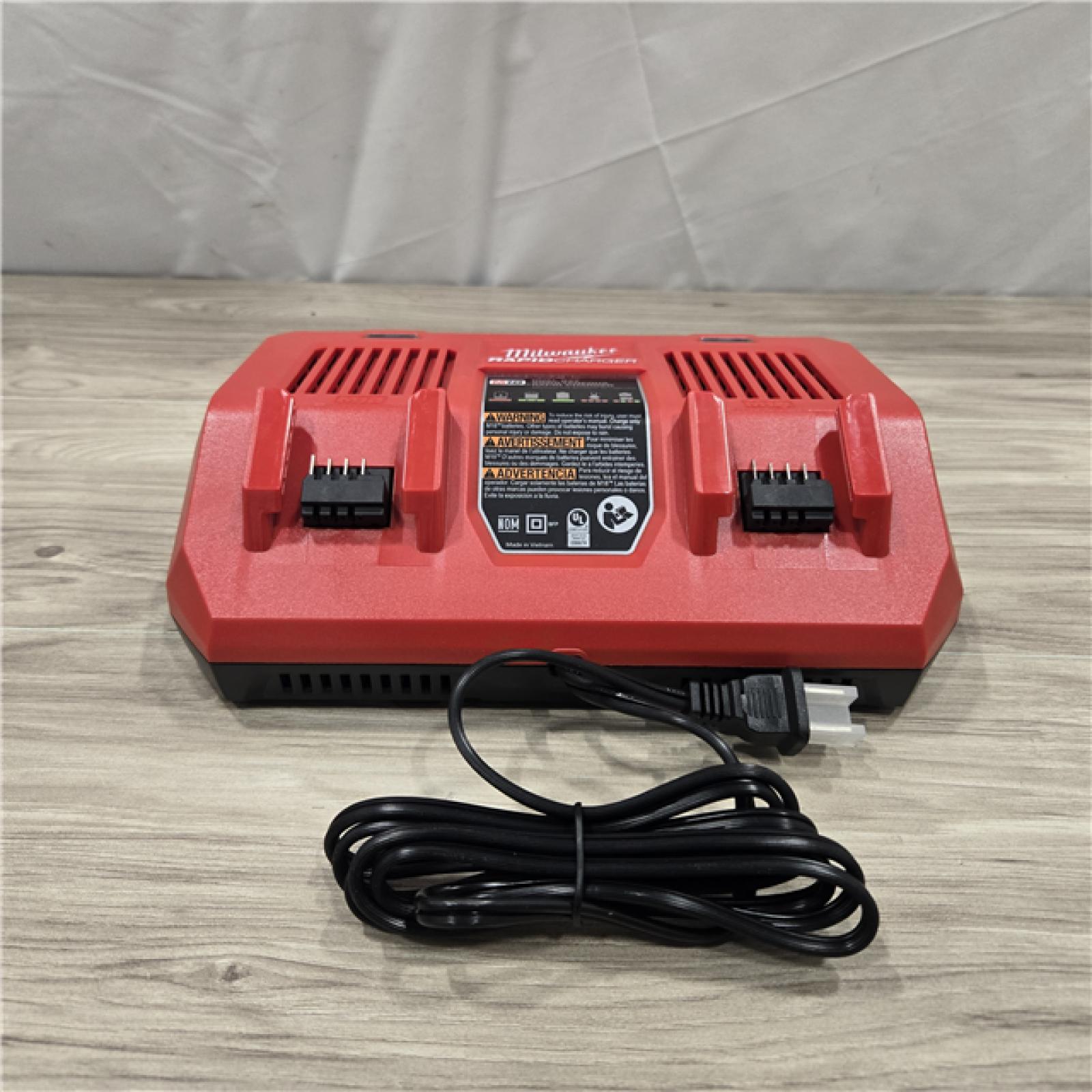 AS-IS Milwaukee M18 18V Dual Bay Rapid Battery Charger