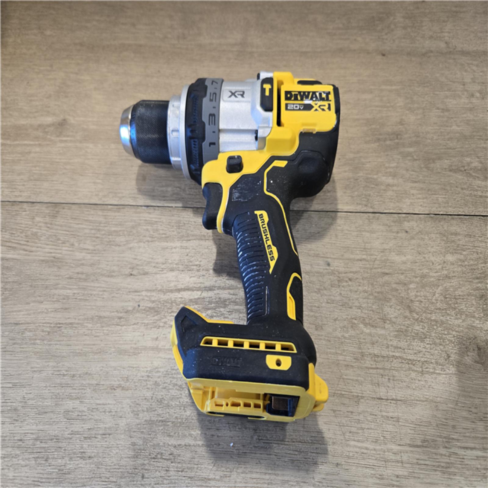 AS-IS DEWALT 20V XR Cordless Hammer Drill Kit