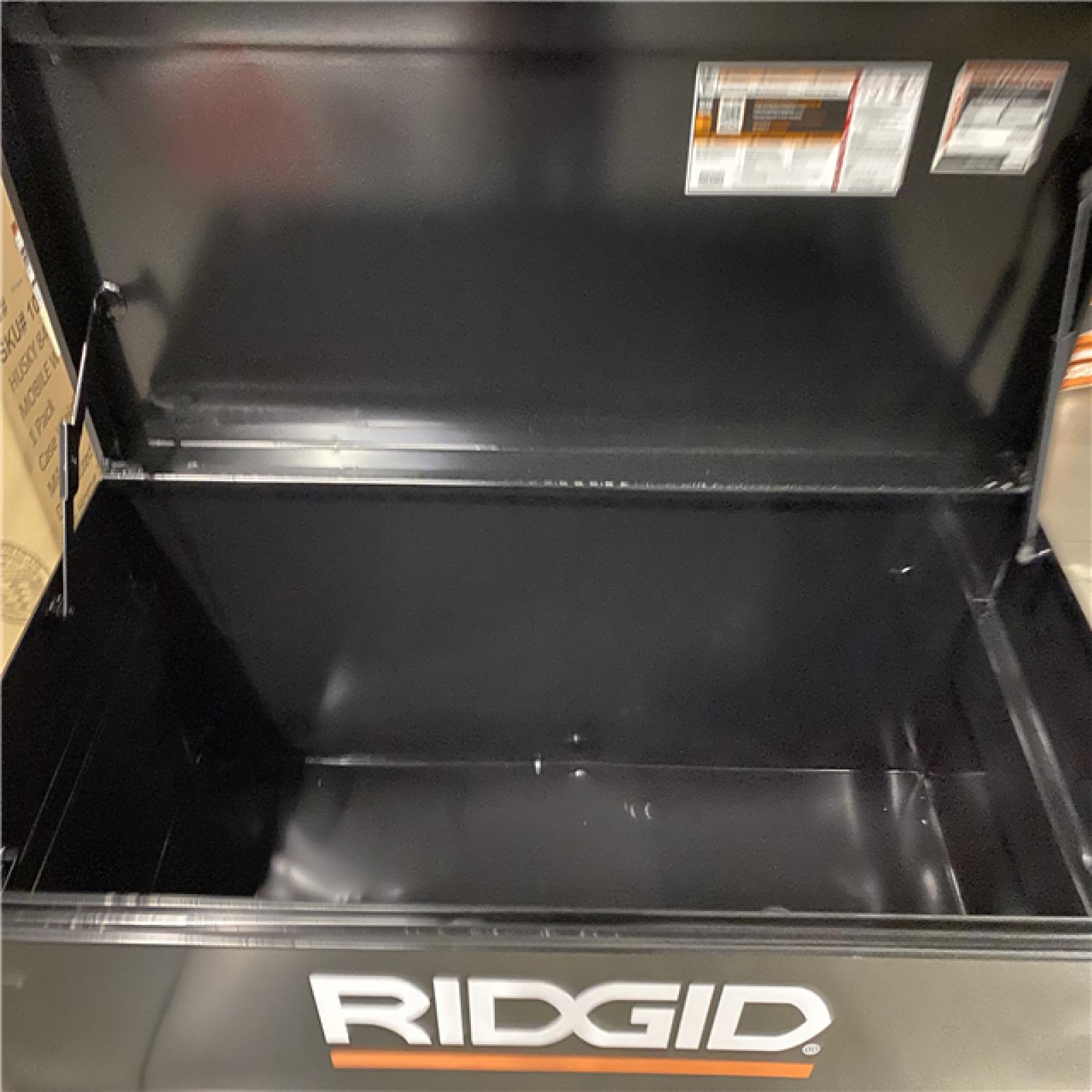DALLAS LOCATION- AS-IS RIDGID UNIVERSAL STORAGE CHEST