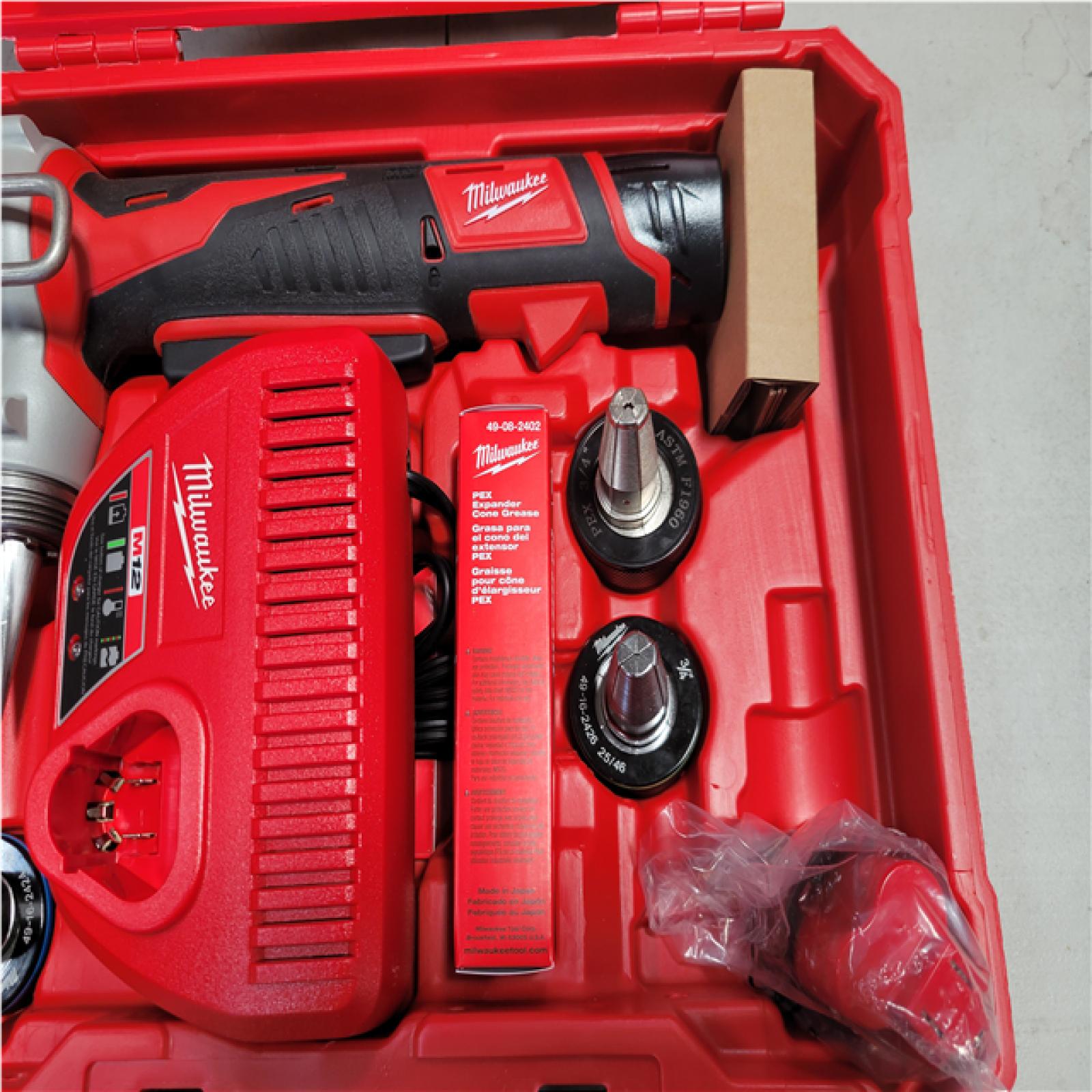 CALIFORNIA AS-IS MILWAUKEE M12 PEX EXPANDER KIT