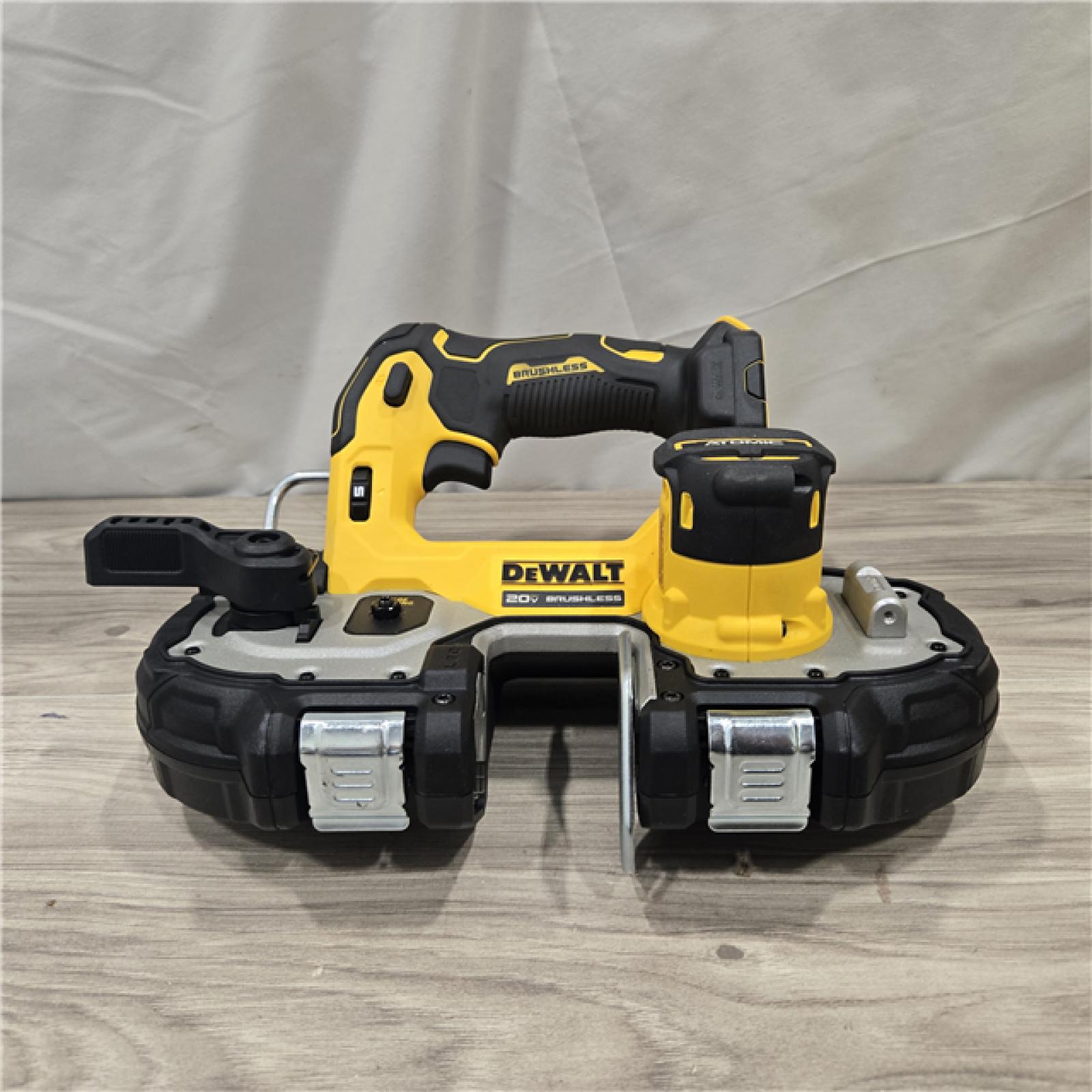 AS-IS Dewalt DCS377B 20V MAX ATOMIC Cordless 1-3/4 Compact Bandsaw