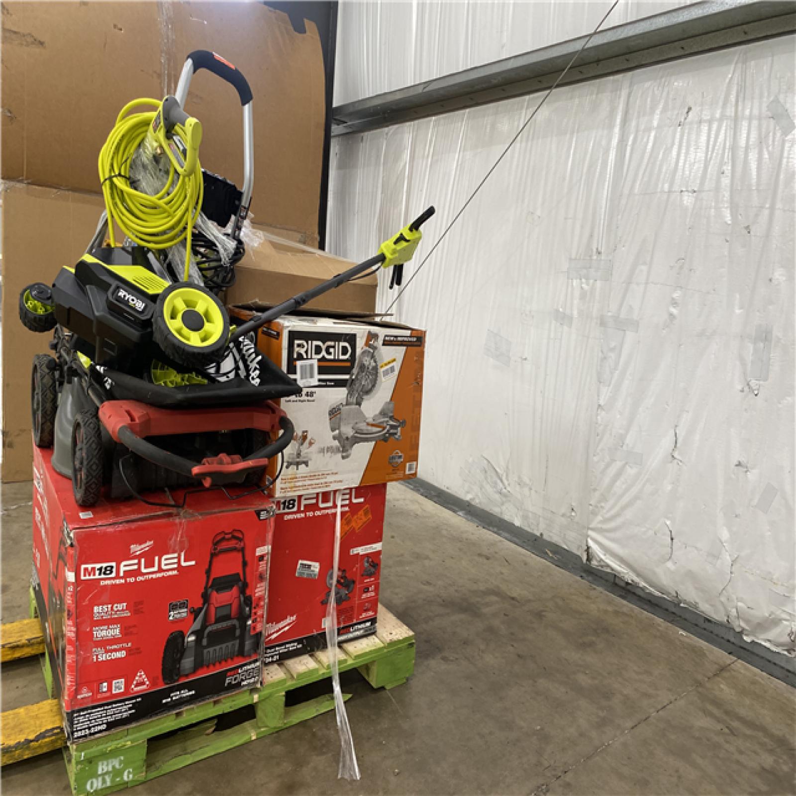 Houston Location AS IS - Tool Pallet
