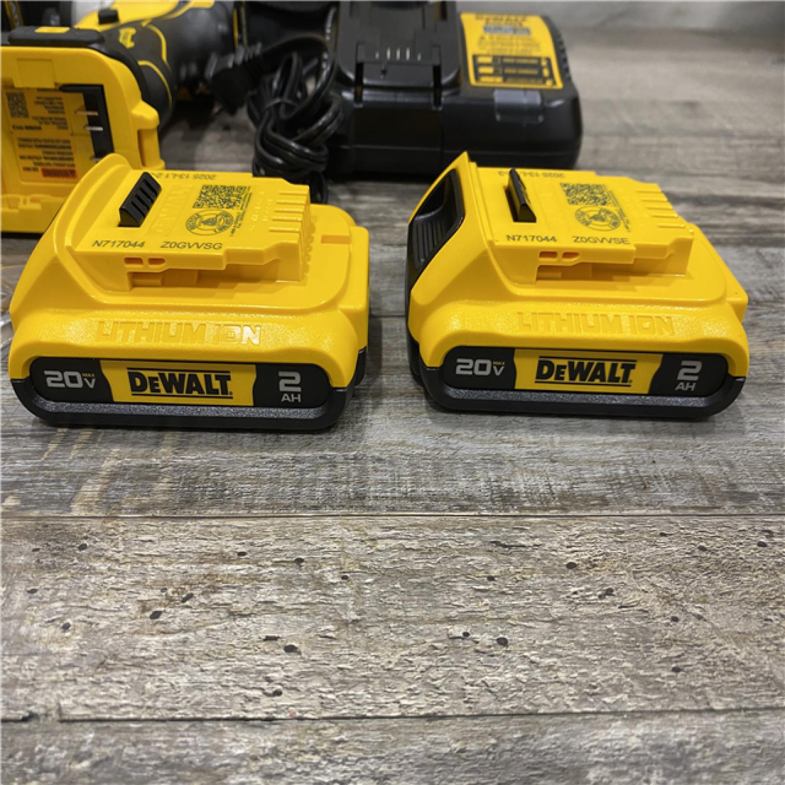 AS-IS DEWALT ATOMIC 20-Volt MAX Lithium-Ion Cordless Combo (2-Tool) Kit