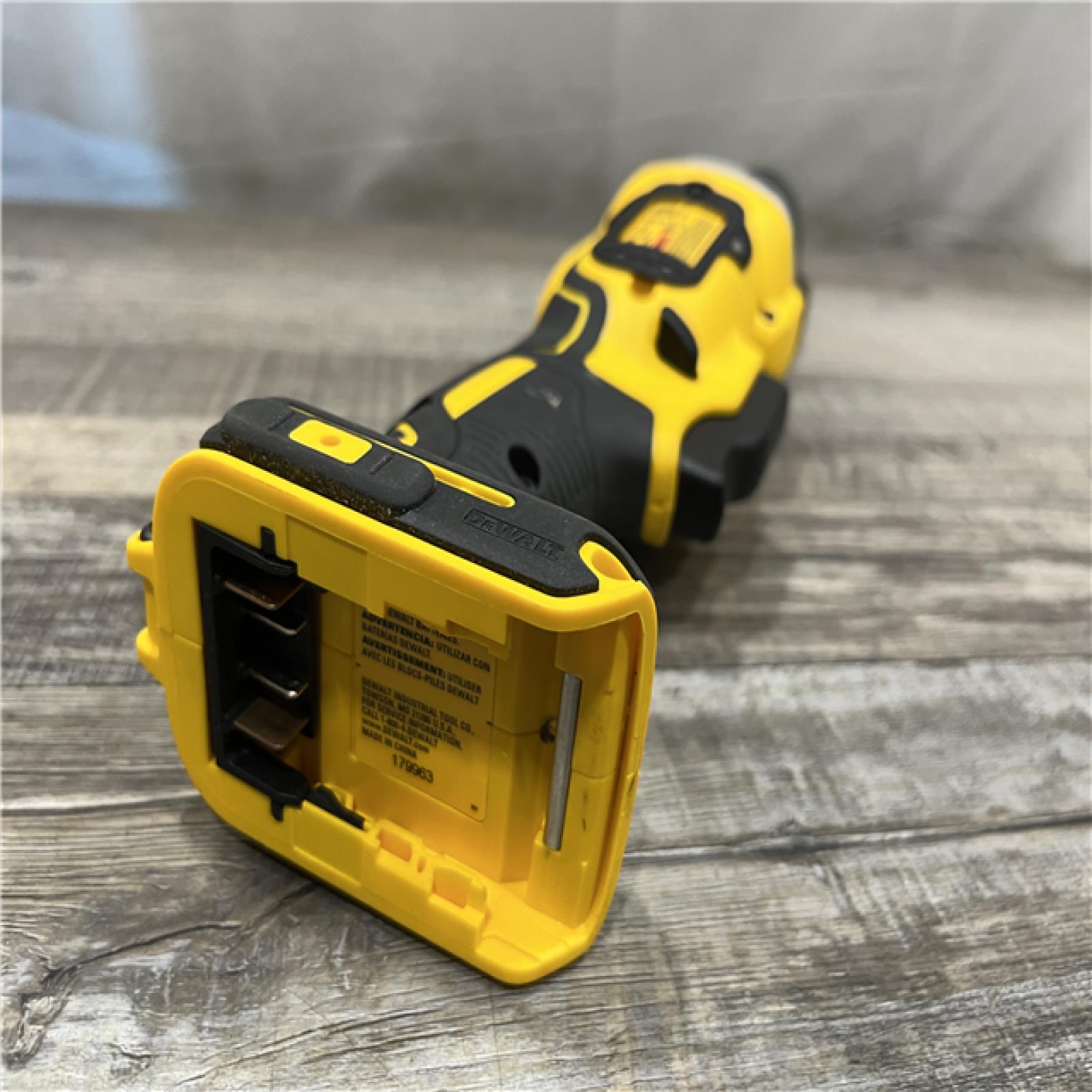 AS-IS DEWALT 20-Volt MAX XR Lithium-Ion Cordless Brushless 1-1/2 in. Variable Speed Die Grinder (Tool-Only)