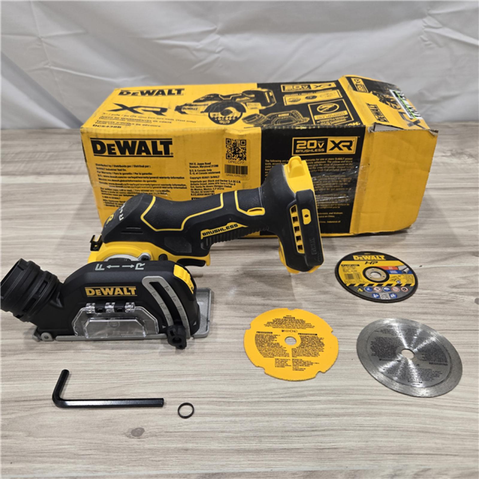 LIKE NEW! - DeWalt 20V MAX XR Cordless Cut-Off Saw (Tool Only)