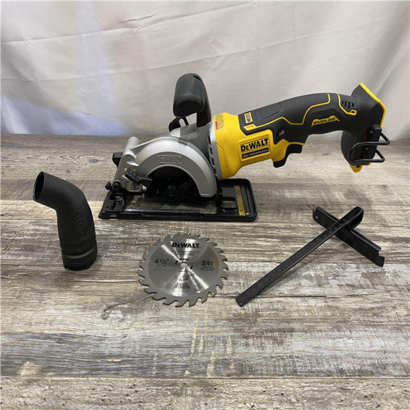 AS-IS DEWALT ATOMIC 20V MAX Cordless Brushless 4-1/2 in. Circular Saw (Tool Only)